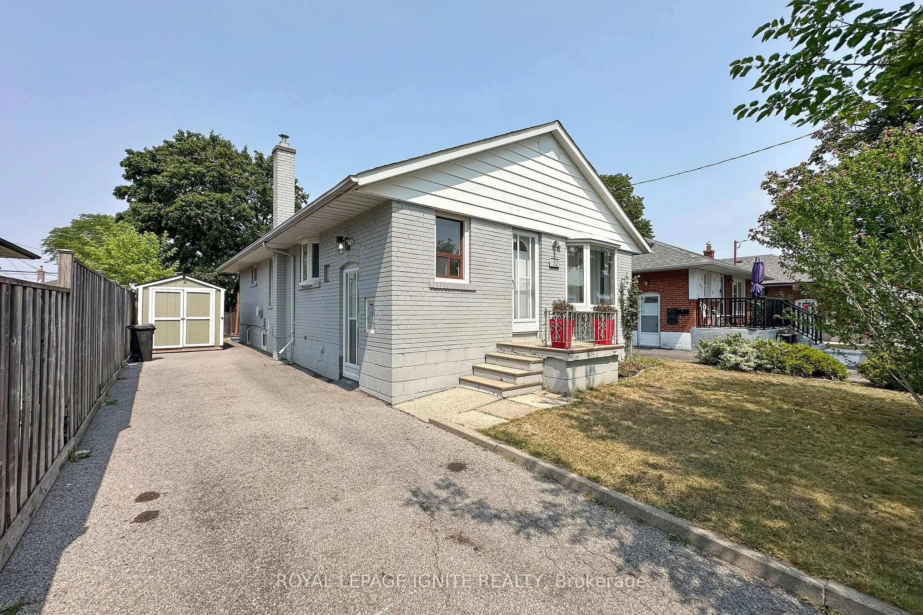 Unknown for 52 Terraview Blvd, Toronto Ontario M1R 4L9