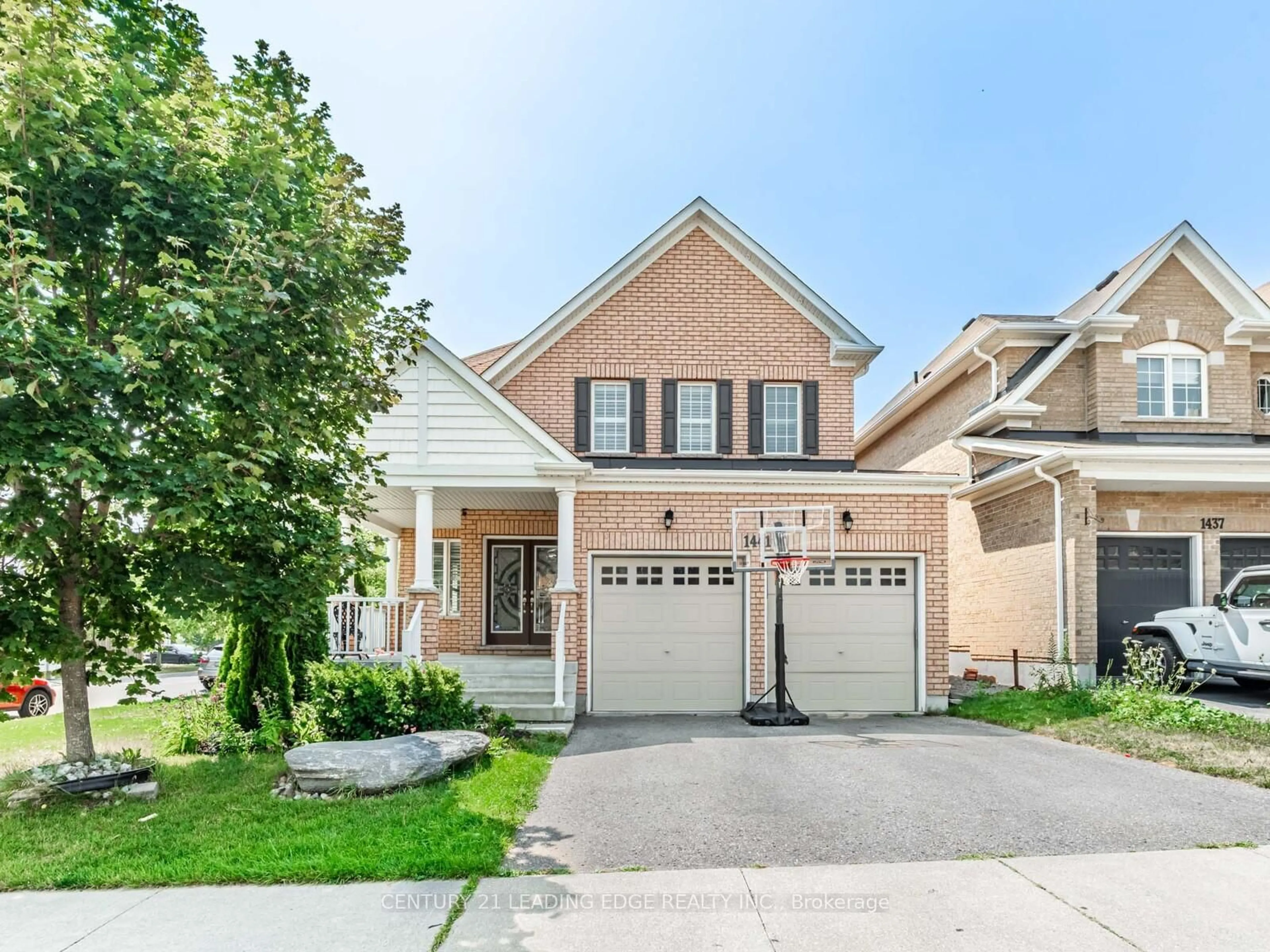 Home with brick exterior material, street for 1441 WOODSTREAM Ave, Oshawa Ontario L1H 8L7