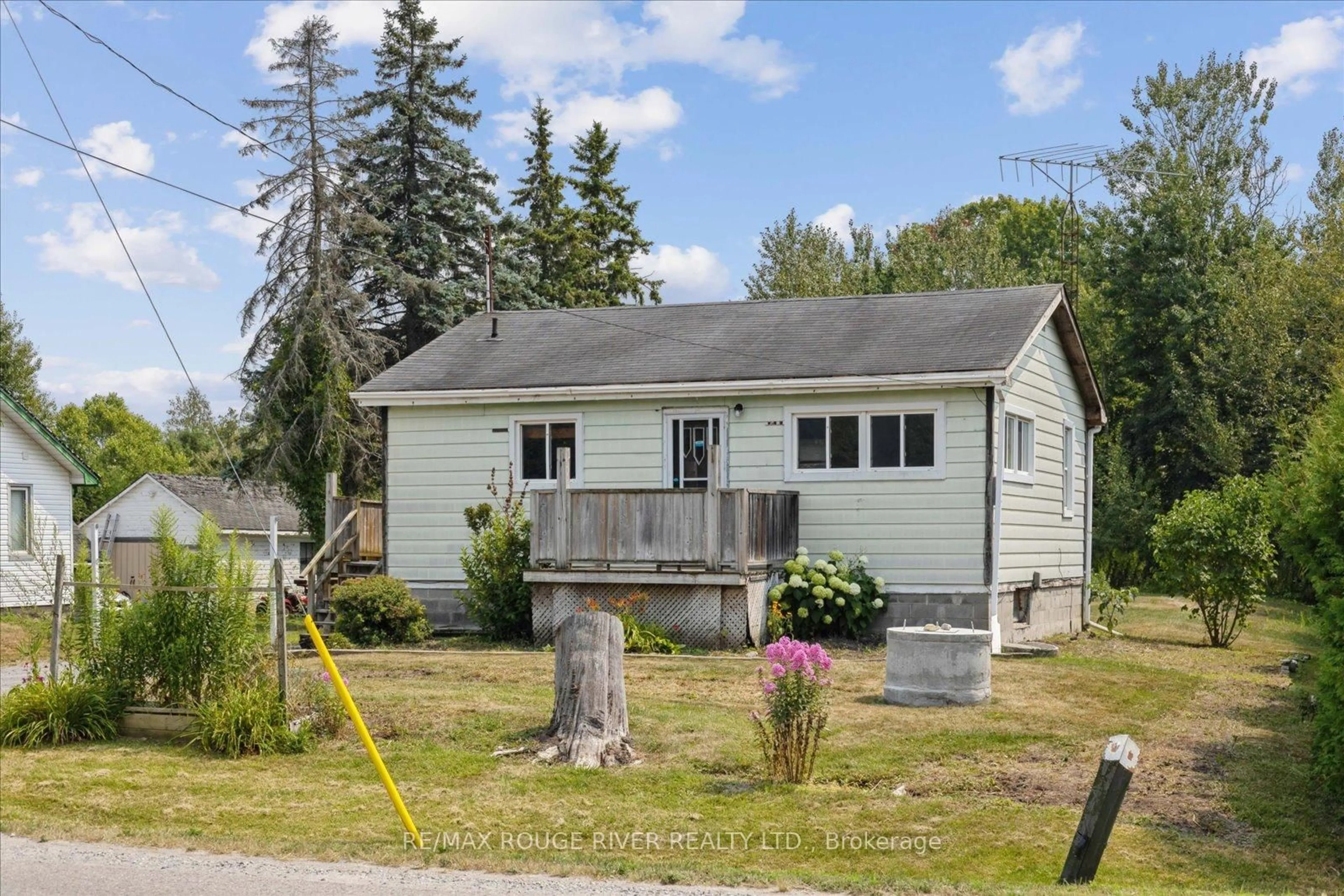 Shed for 2037 Nash Rd, Clarington Ontario L1C 3K4