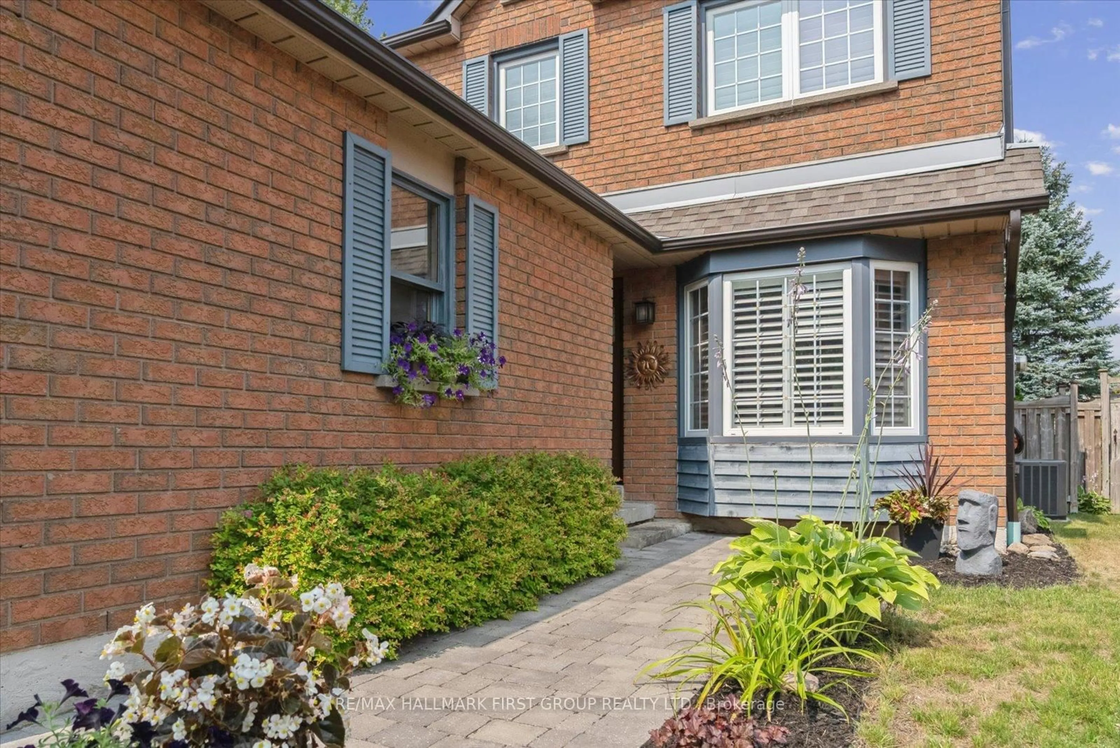 Home with brick exterior material, street for 274 Lancrest St, Pickering Ontario L1V 6N3