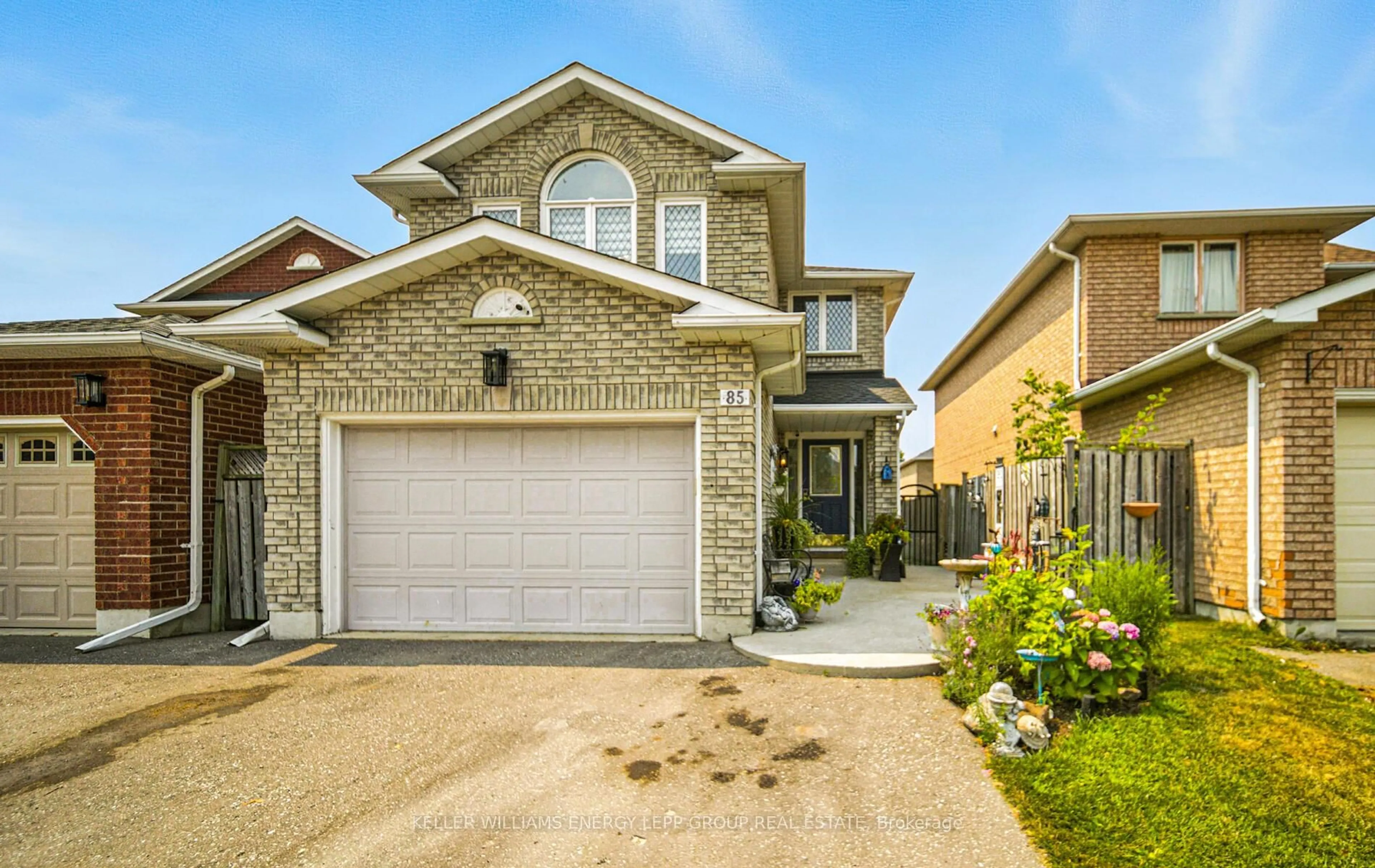 Home with brick exterior material, street for 85 Short Cres, Clarington Ontario L1E 2Z6