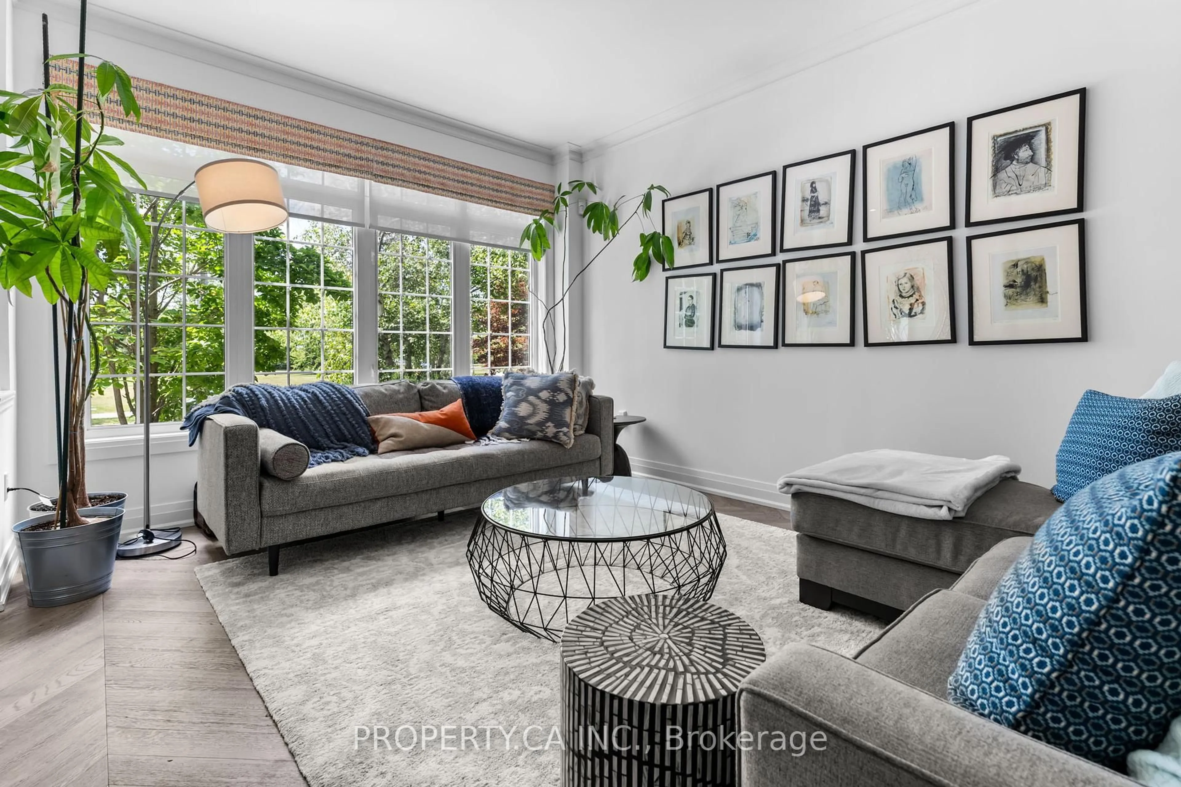 Living room with furniture, unknown for 55 Northern Dancer Blvd, Toronto Ontario M4L 2G6