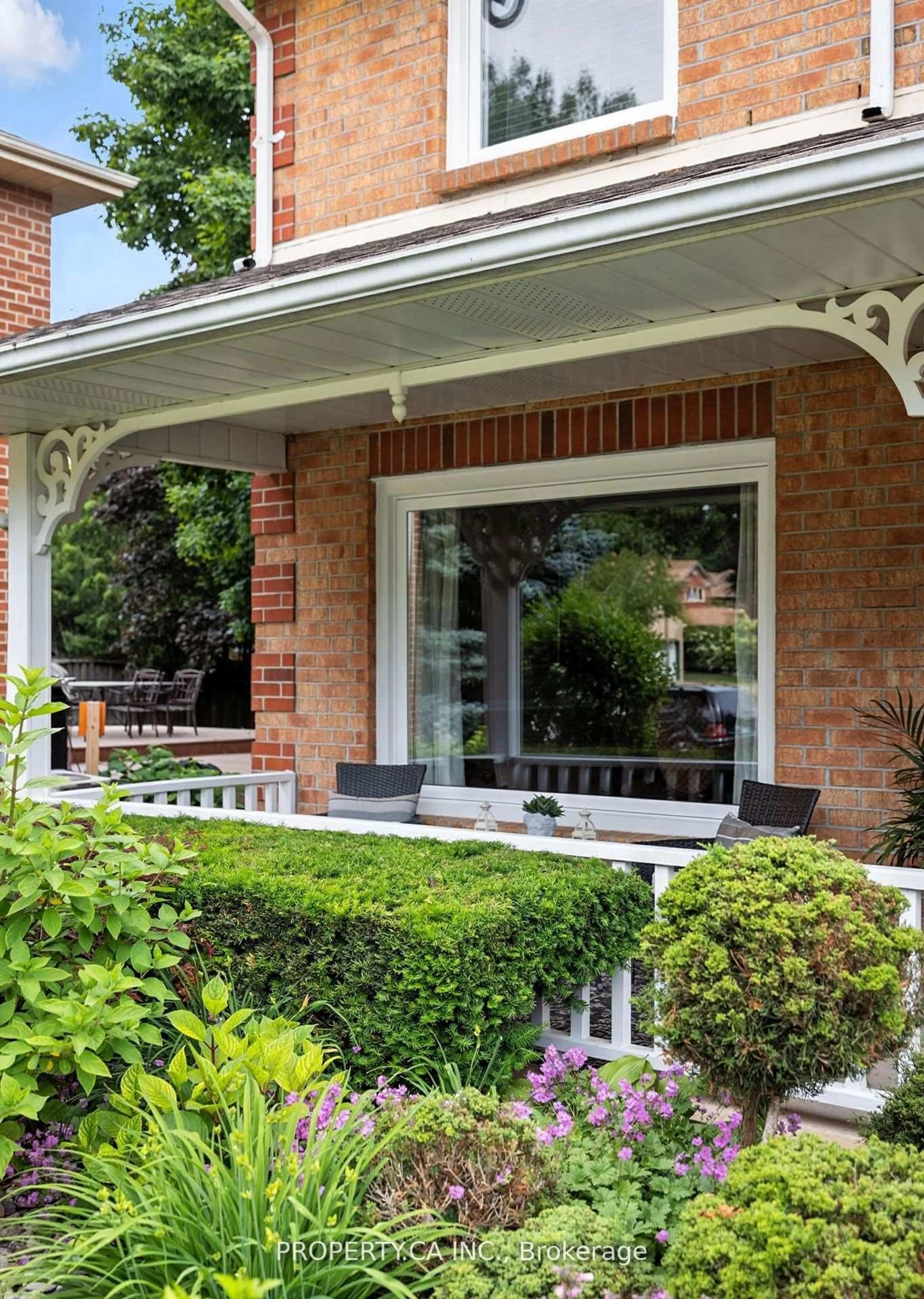 Home with brick exterior material, street for 3 Whitburn St, Whitby Ontario L1R 1E5