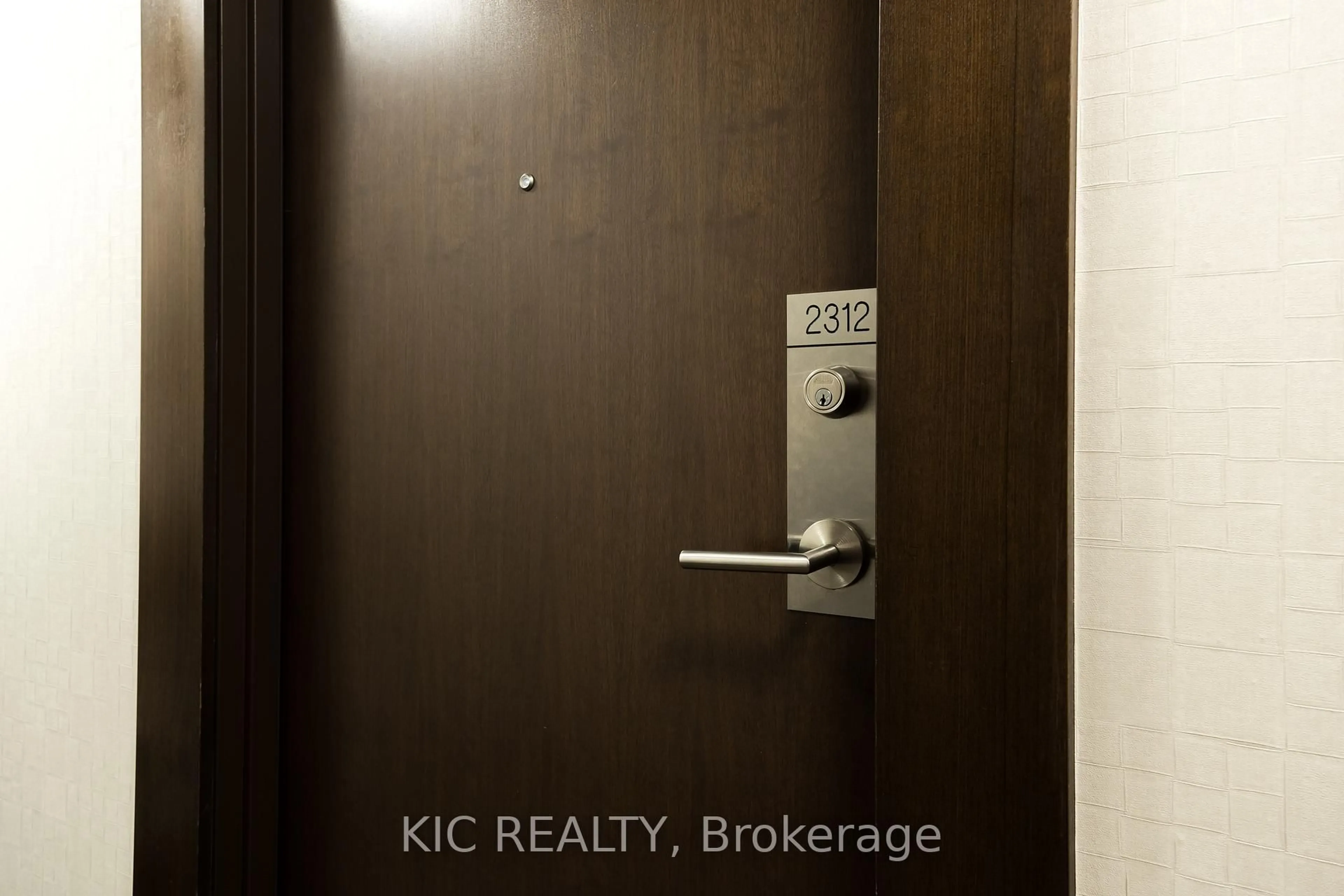 A pic of a room for 181 Village Green Sq #2312, Toronto Ontario M1S 0K6