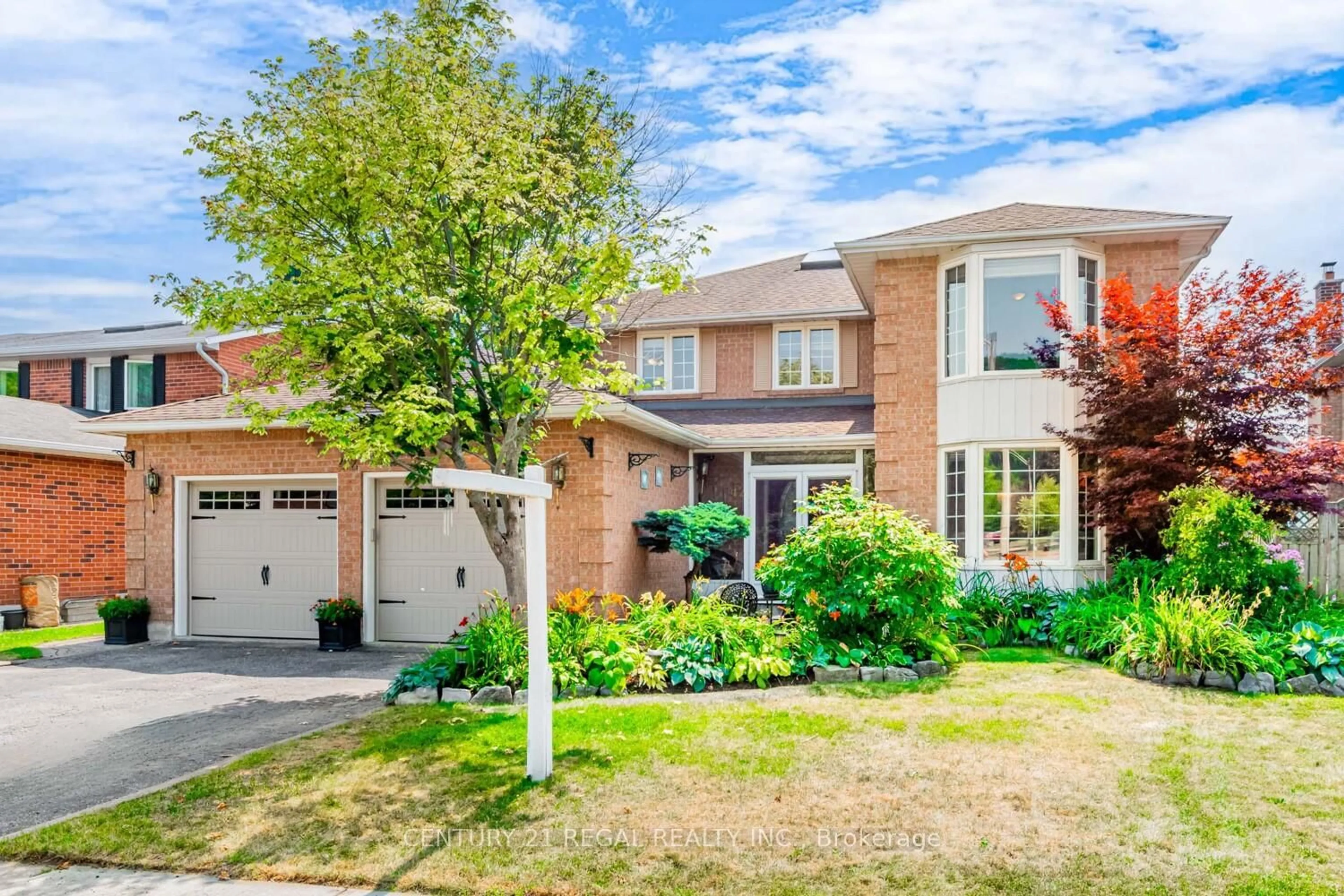 Home with brick exterior material, street for 42 Milner Cres, Ajax Ontario L1S 4X4