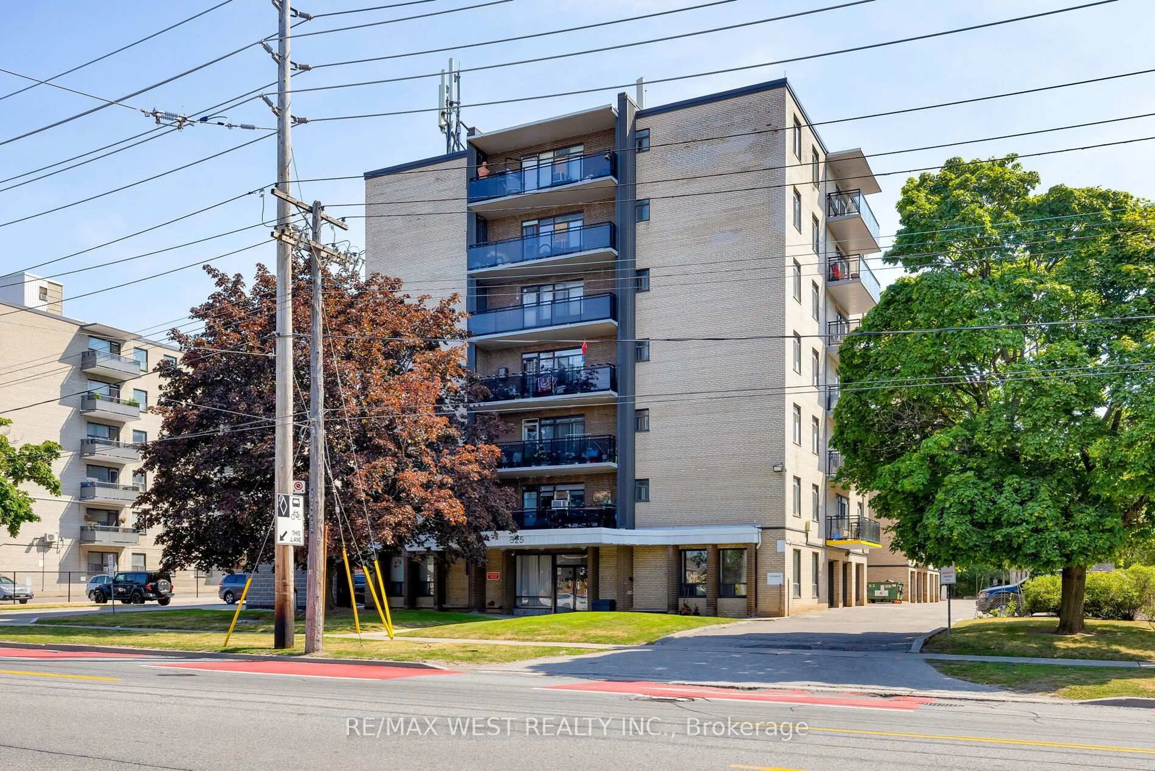 Unknown for 825 Kennedy Rd #303, Toronto Ontario M1K 2E6