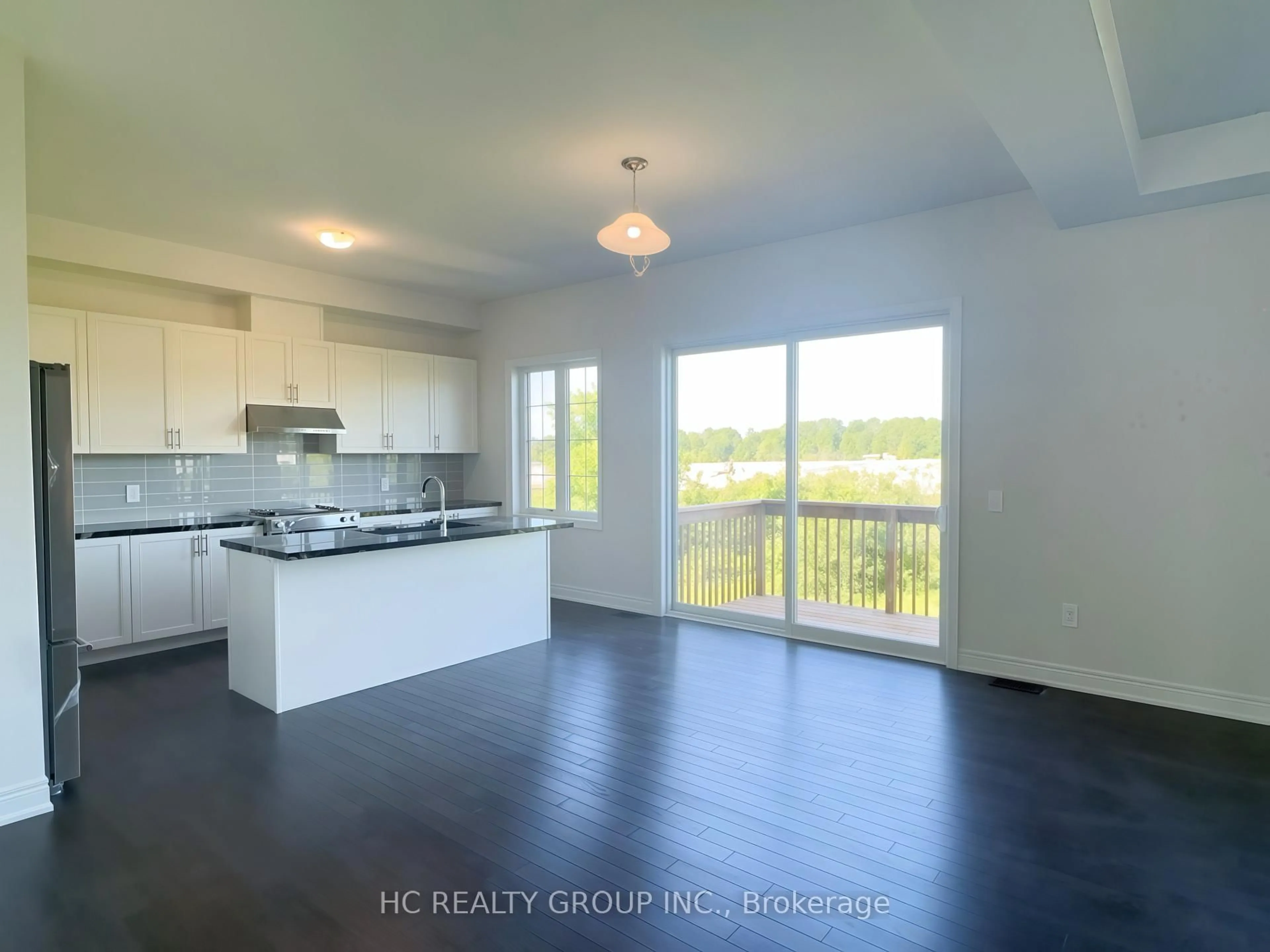 Open concept kitchen, unknown for 2941 Grindstone Cres, Pickering Ontario L1X 0R5