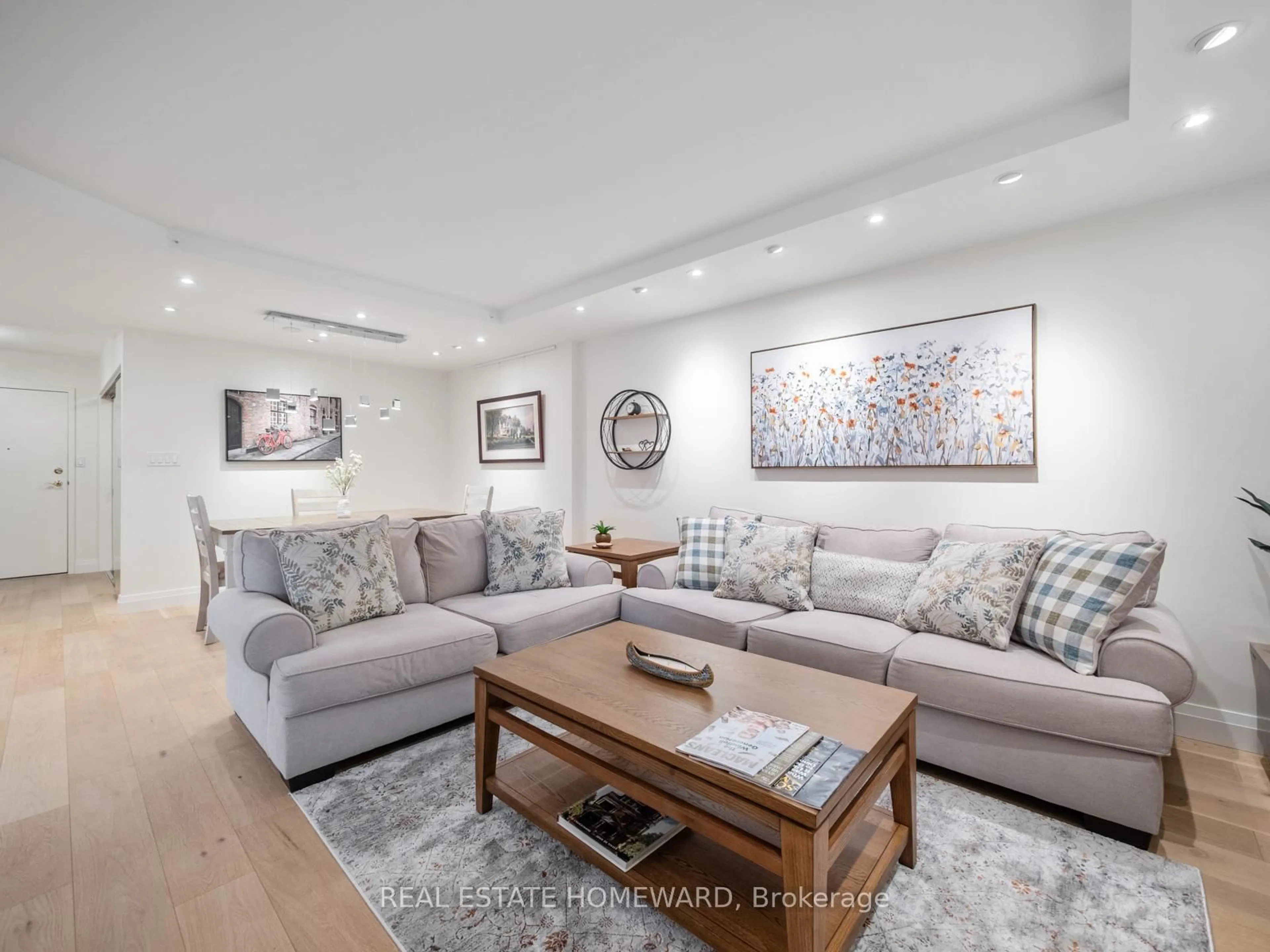 Living room with furniture, unknown for 20 Guildwood Pkwy #311, Toronto Ontario M1E 5B6