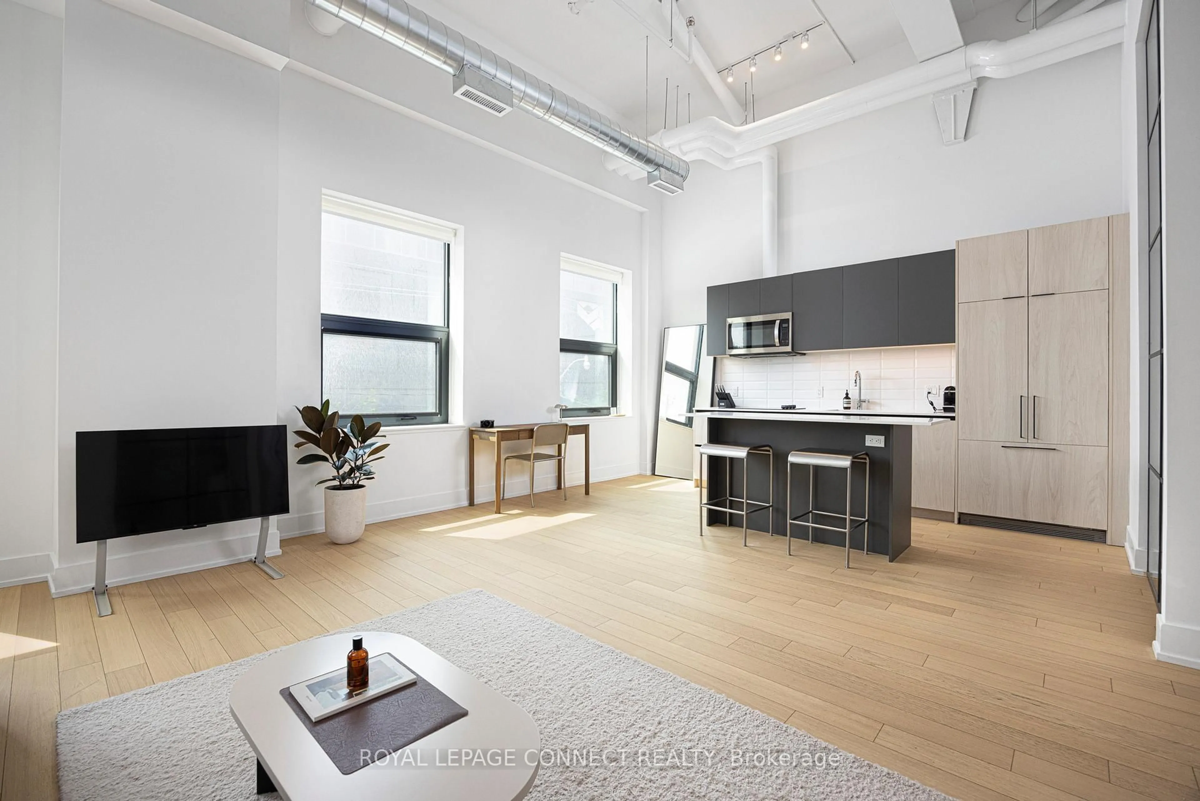 Unknown for 150 Logan Ave #201, Toronto Ontario M4M 0E4