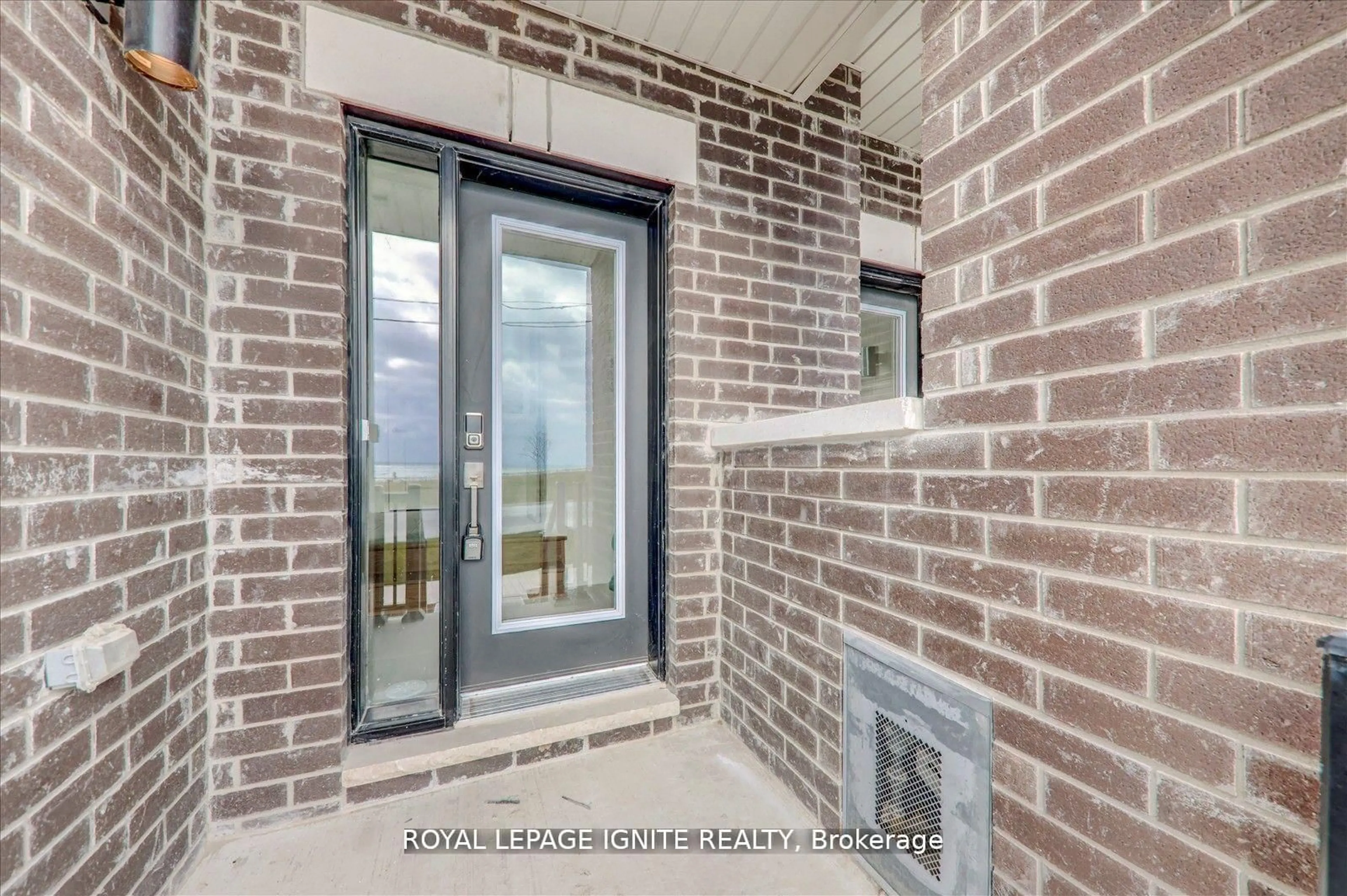 Home with brick exterior material, street for 575 Port Darlington Rd, Clarington Ontario L1C 7E9