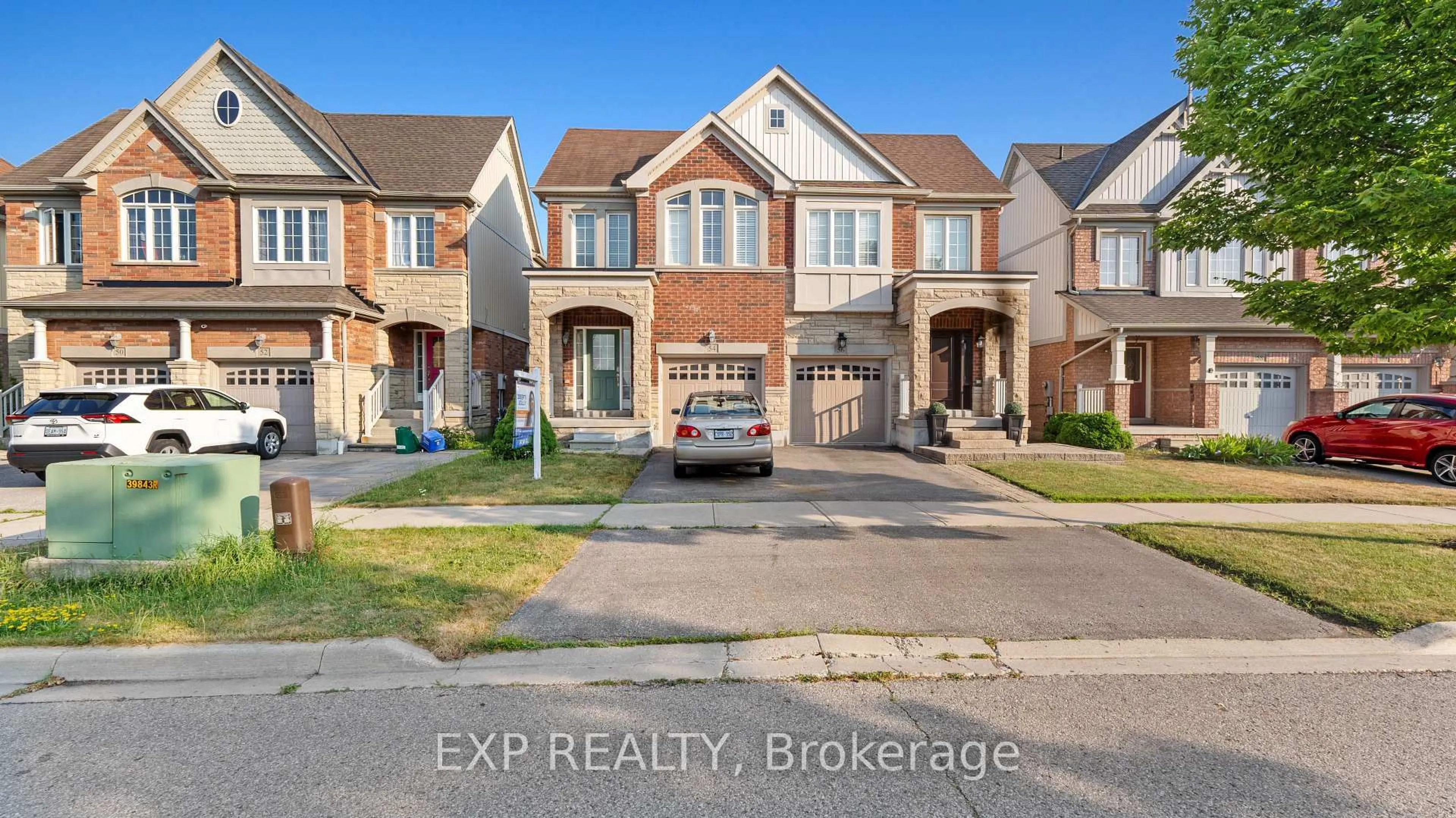 Unknown for 54 Tozer Cres, Ajax Ontario L1T 5A1