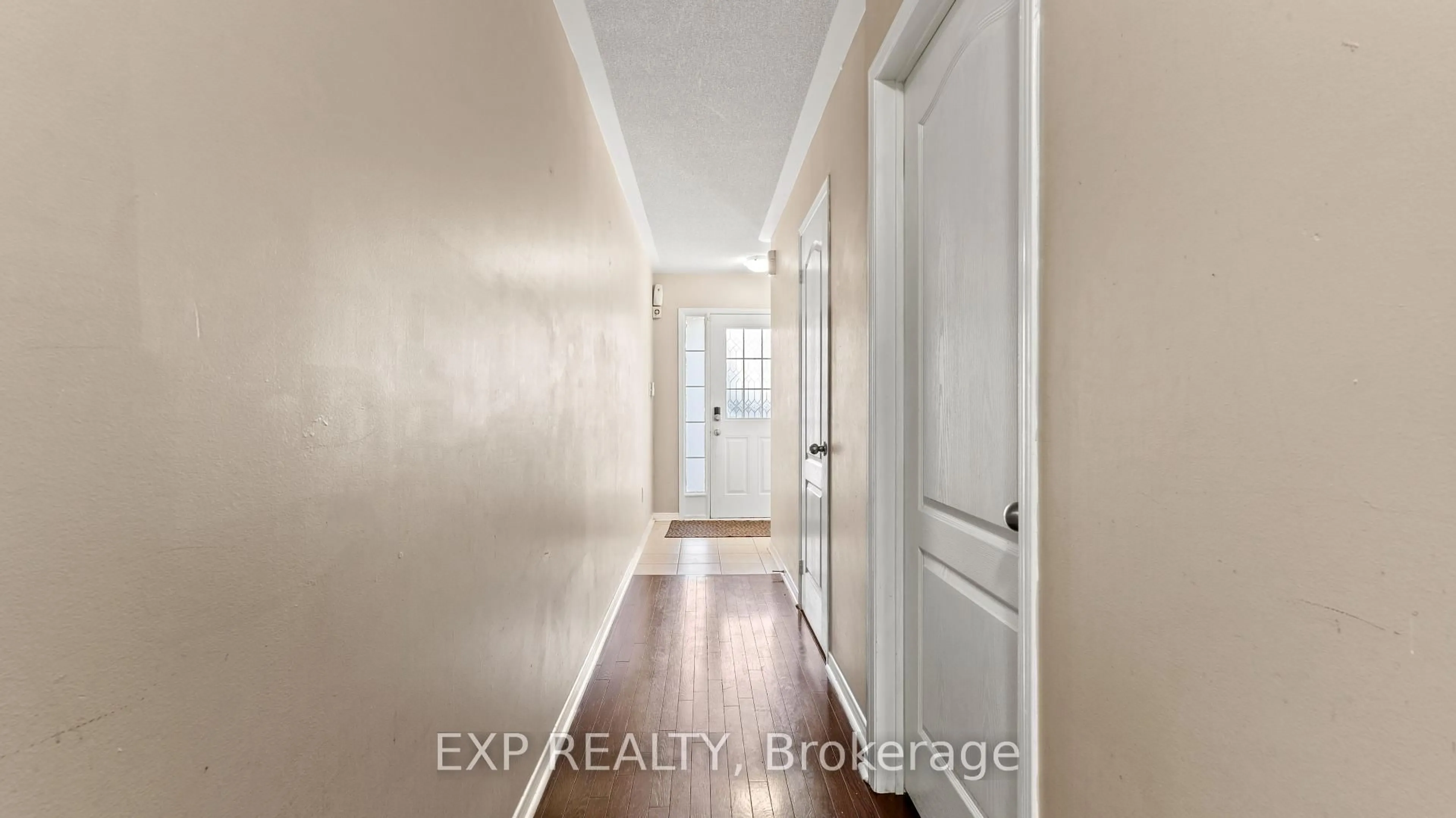 Indoor entryway for 54 Tozer Cres, Ajax Ontario L1T 5A1