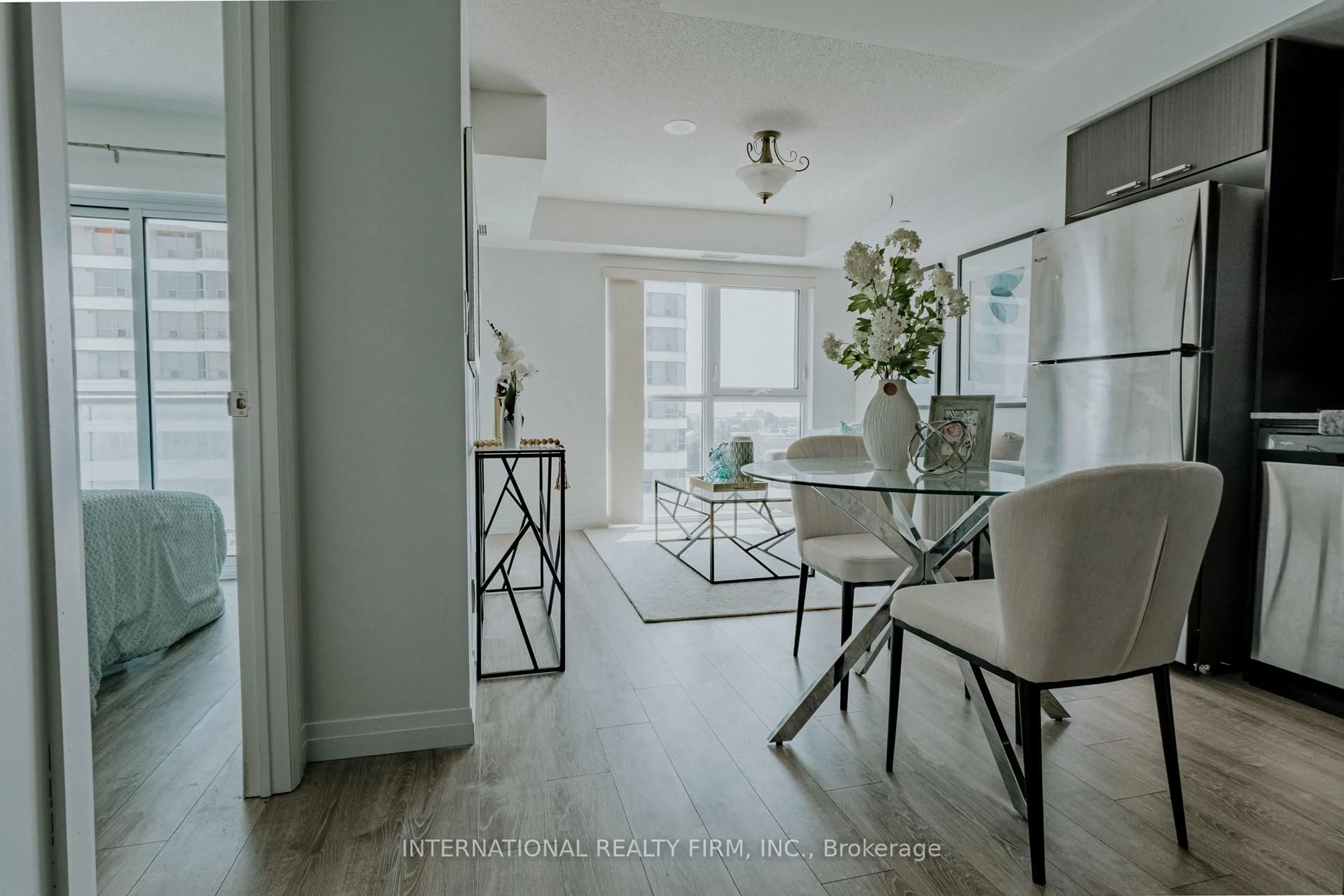 Dining room, unknown for 2152 Lawrence Ave #507, Toronto Ontario M1R 0B5