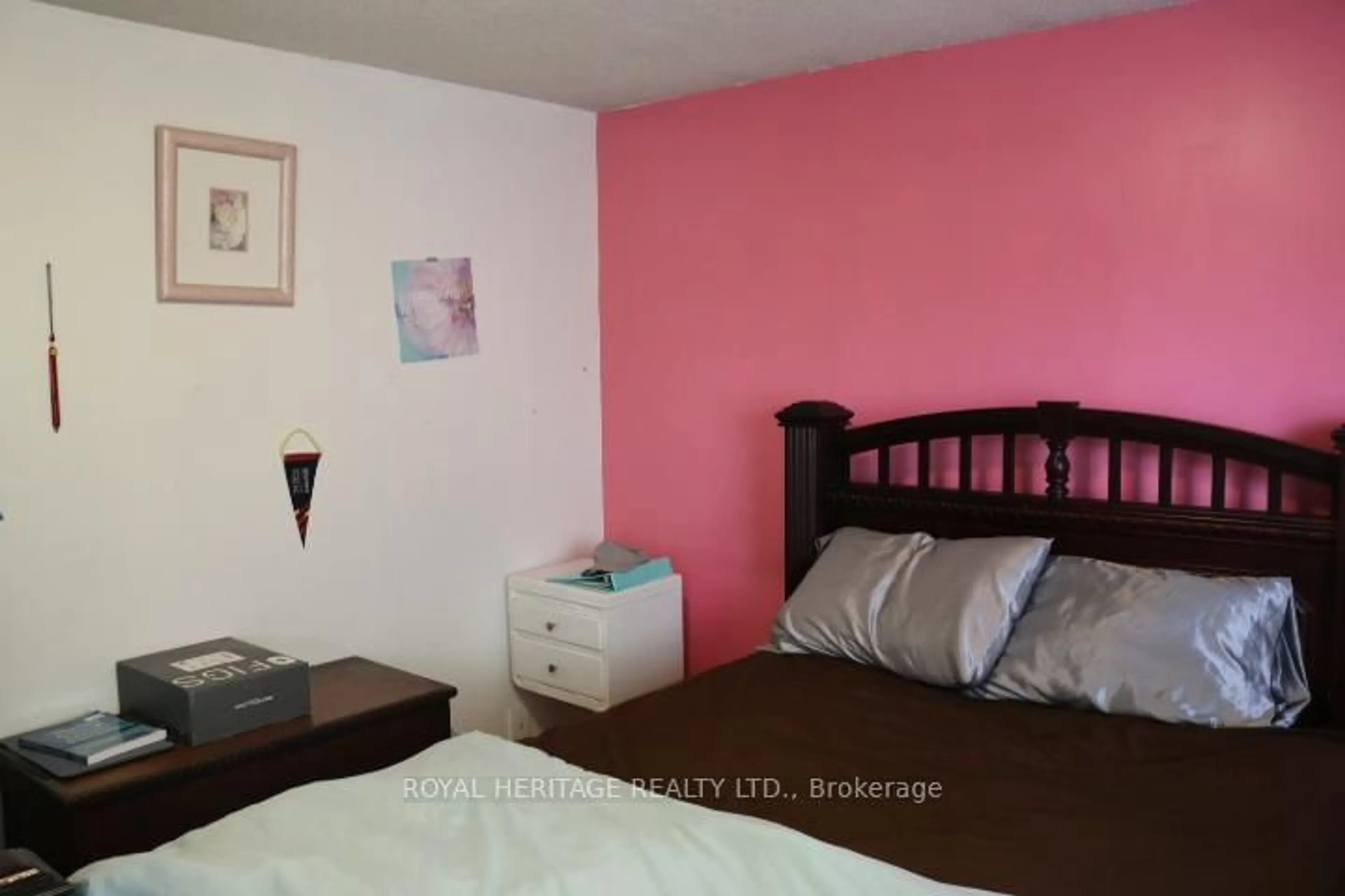 A pic of a room for 320 Blackthorn St #89, Oshawa Ontario L1K 1K9
