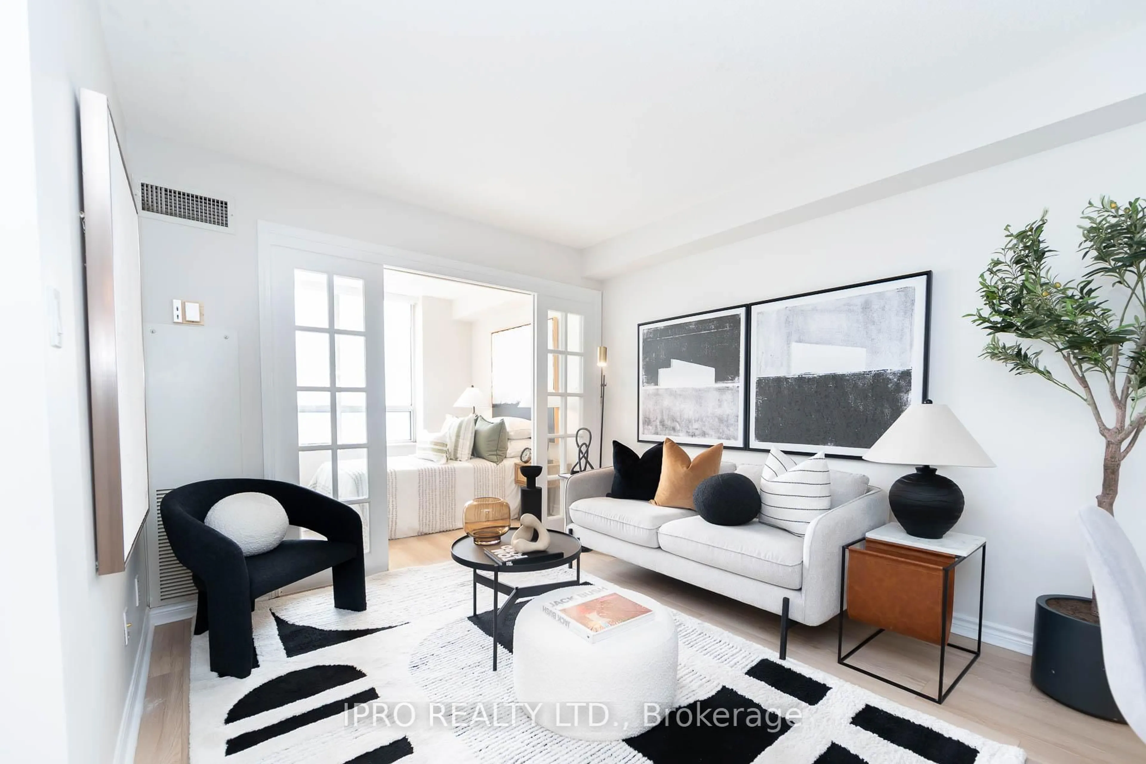 Living room with furniture, unknown for 1883 McNicoll Ave #611, Toronto Ontario M1V 5M3