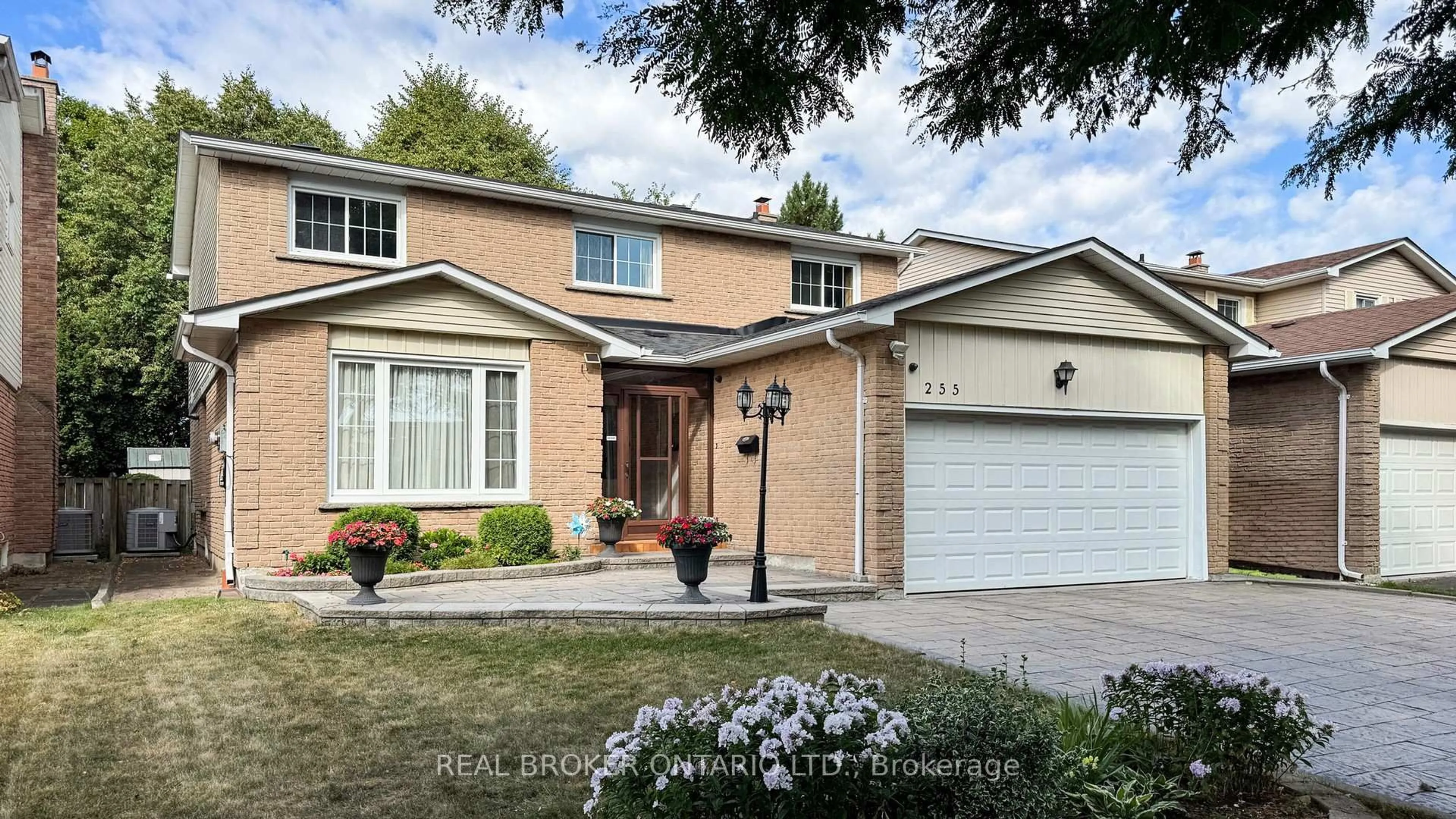 Home with brick exterior material, street for 255 Port Royal Tr, Toronto Ontario M1V 2K2