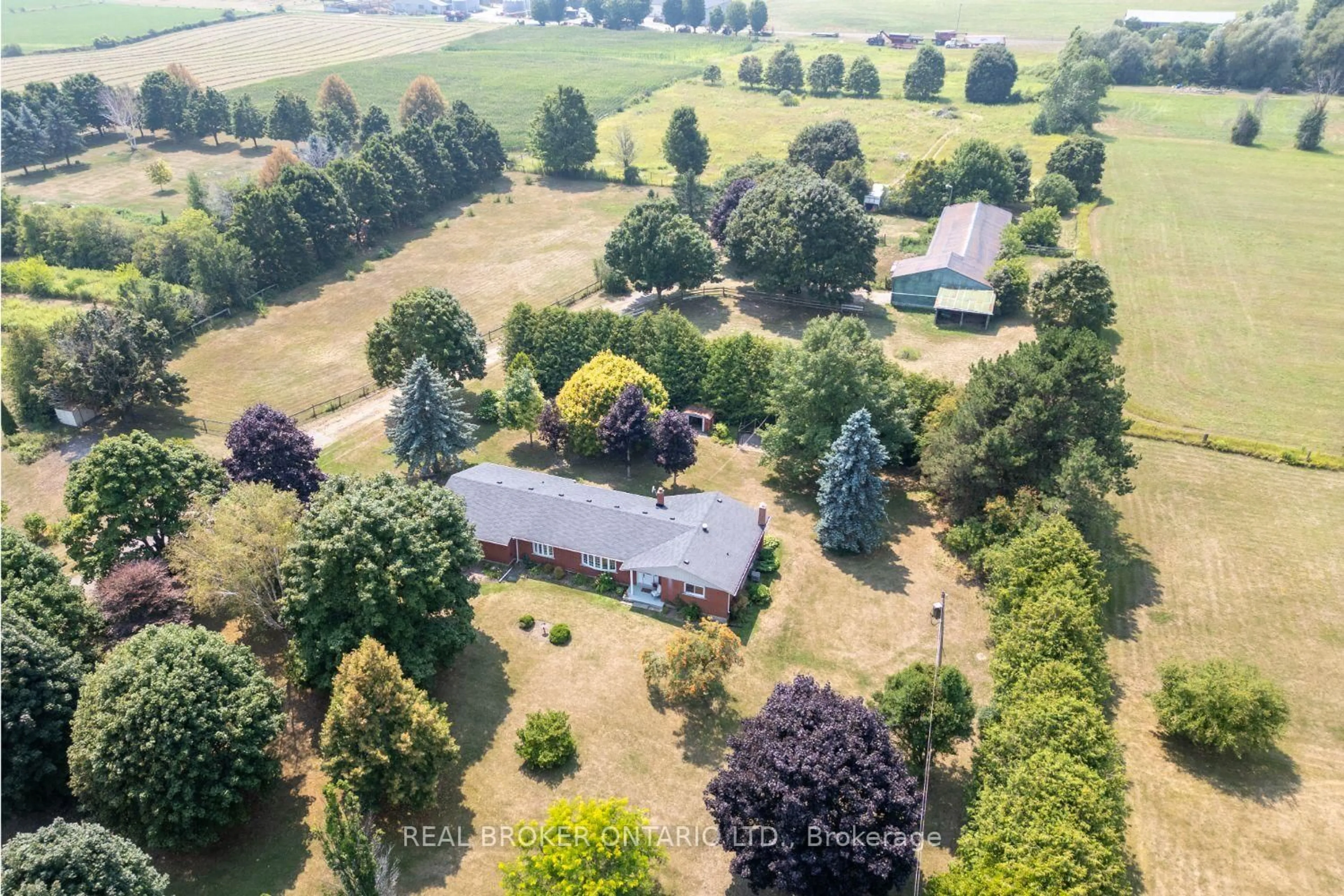 A pic from outside/outdoor area/front of a property/back of a property/a pic from drone, unknown for 4756 Pollard Rd, Clarington Ontario L0B 1M0