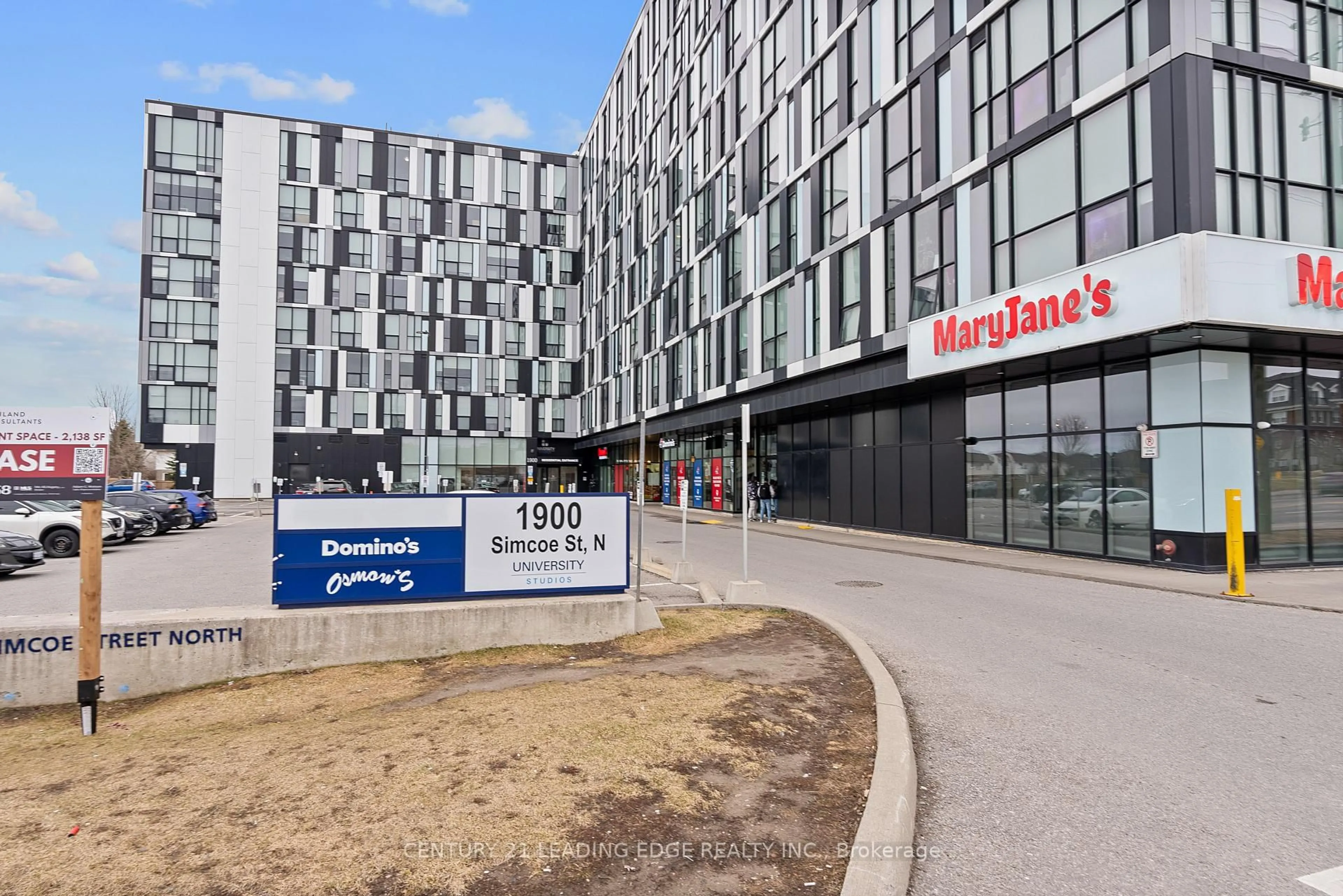 Unknown for 1900 Simcoe St #701, Oshawa Ontario L1G 0C1