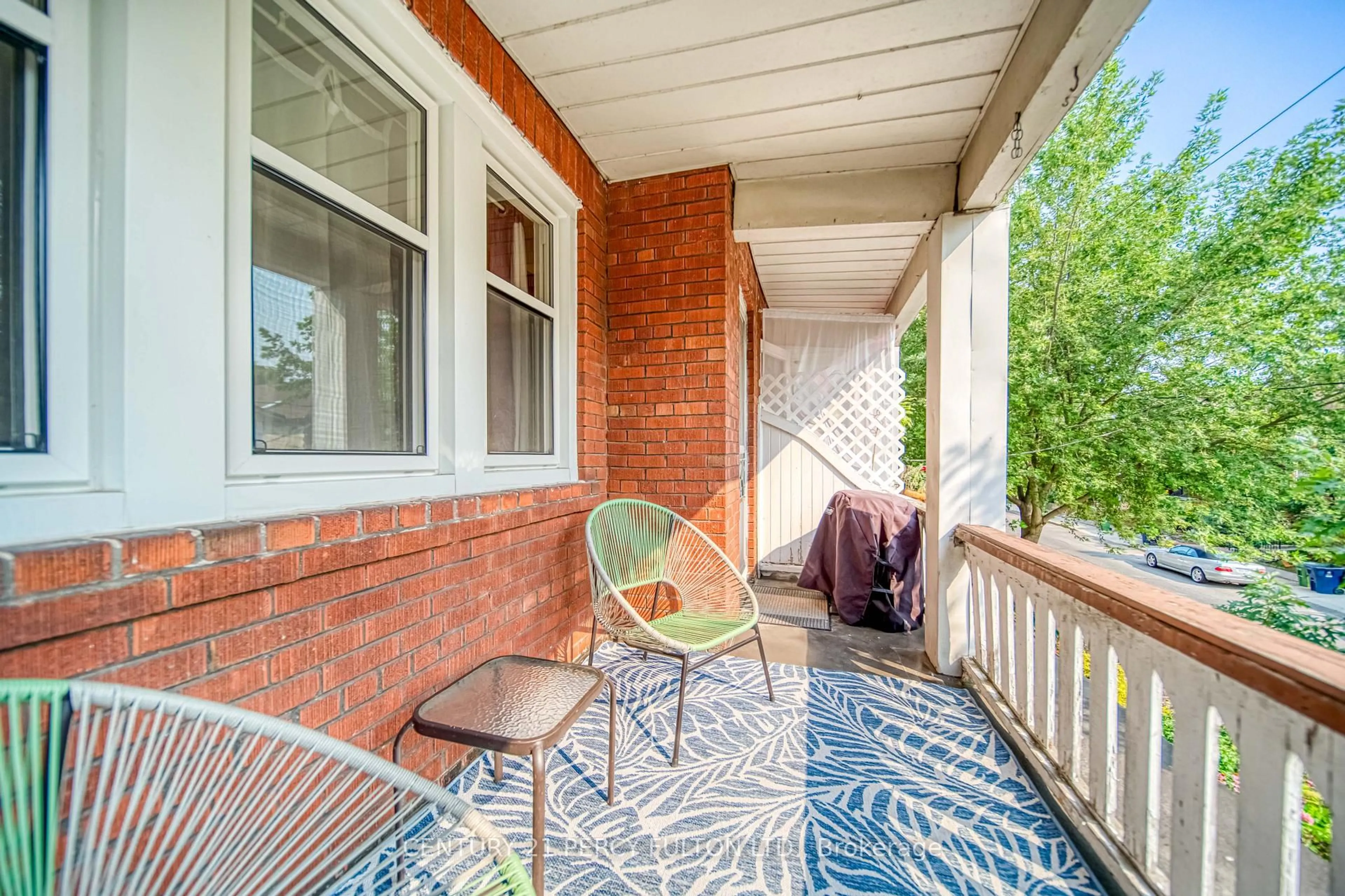 Patio, street for 48-50 Scarboro Beach Blvd, Toronto Ontario M4E 2X1