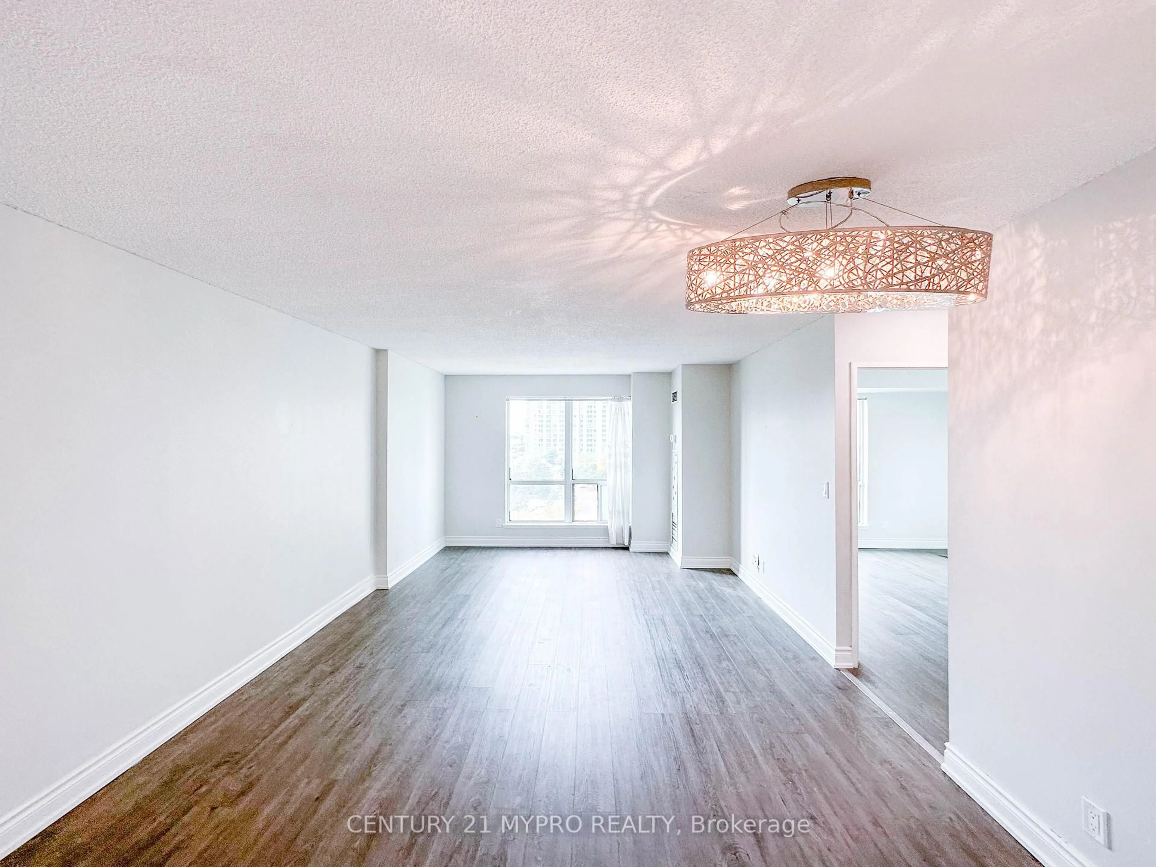 A pic of a room for 8 Lee Centre Dr #913, Toronto Ontario M1H 3H8