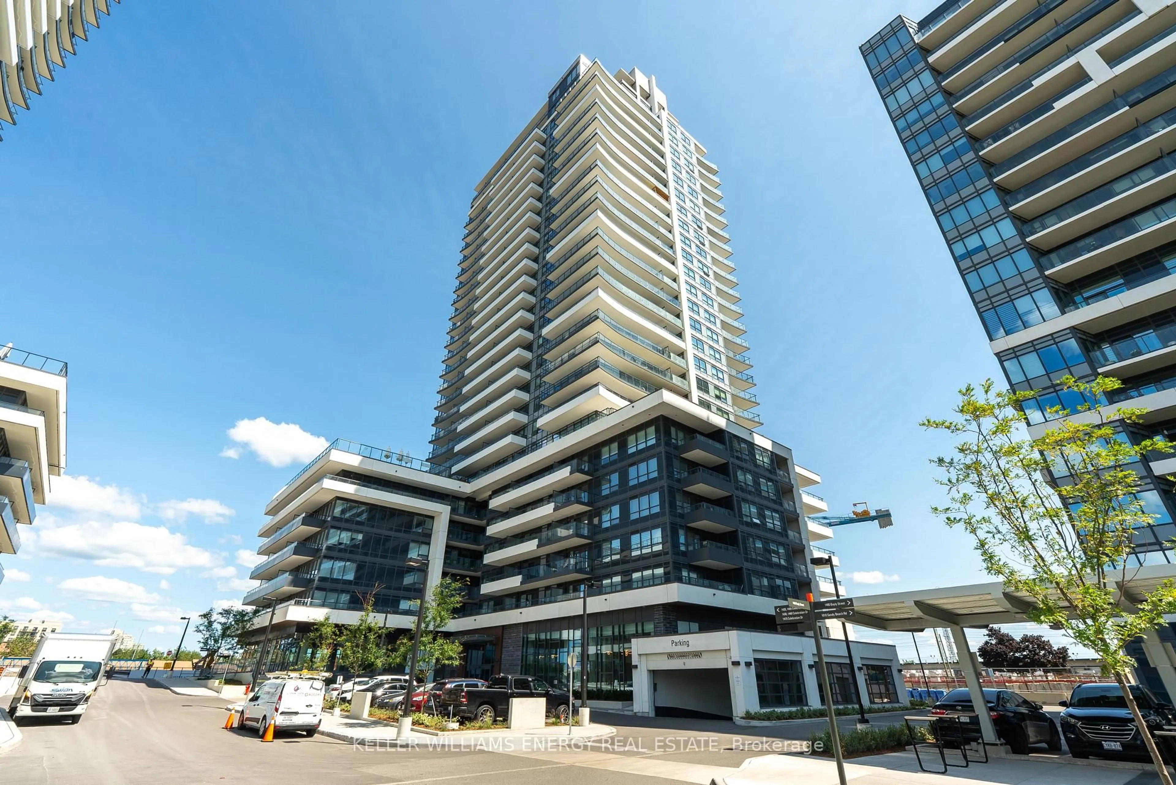 Indoor foyer for 1455 Celebration Dr #416, Pickering Ontario L1W 0C3
