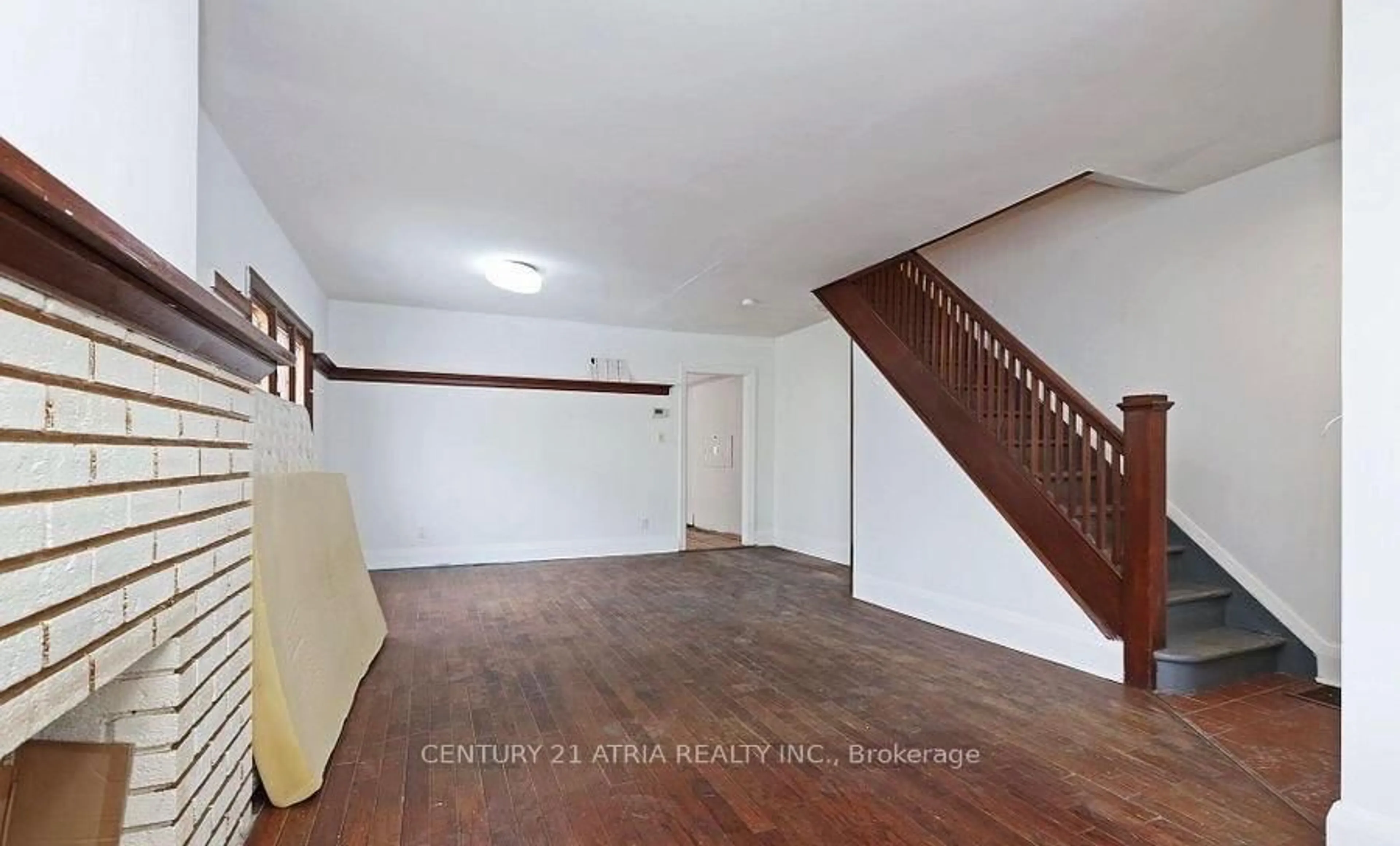 A pic of a room for 9 East Rd, Toronto Ontario M1N 1Z9