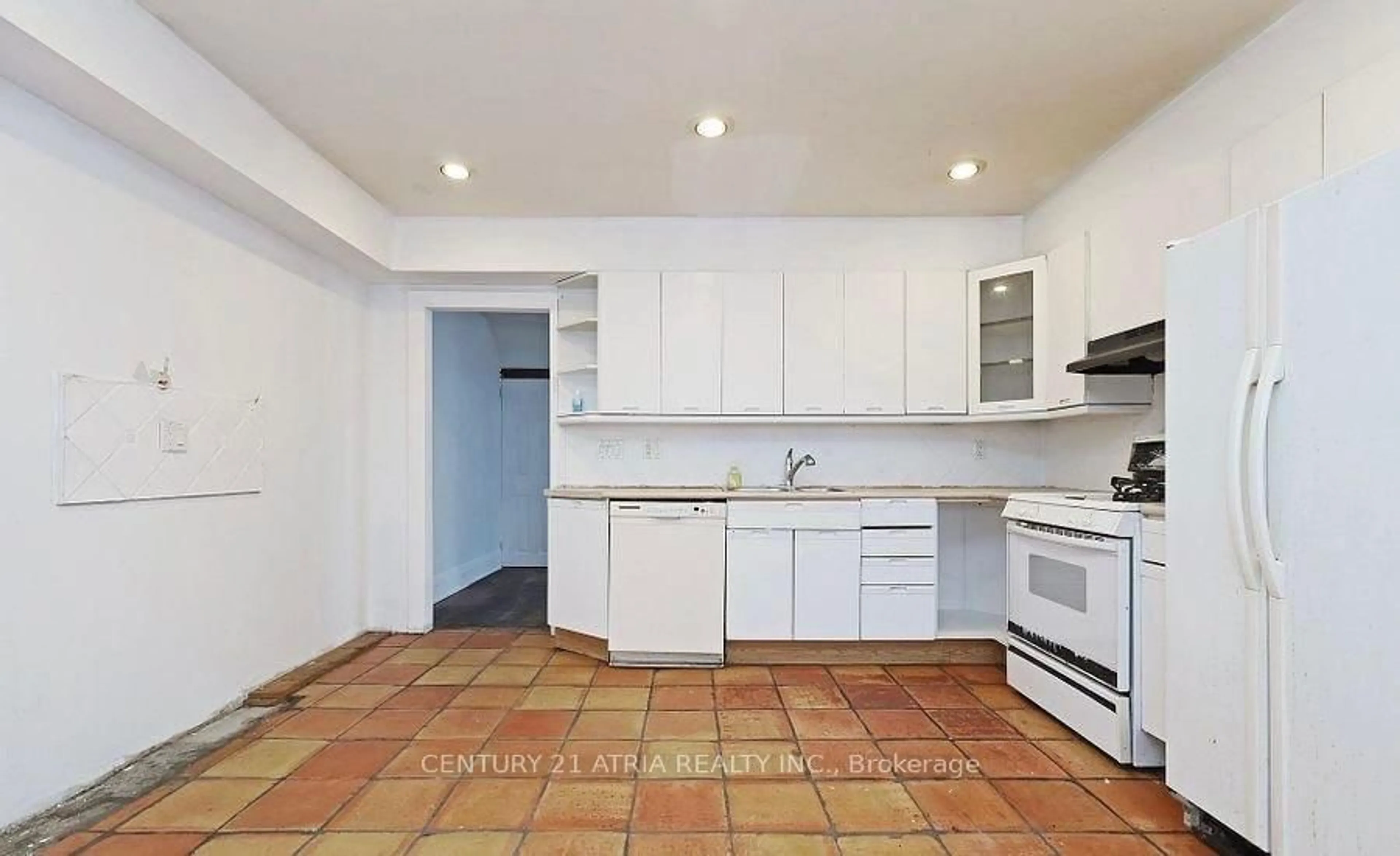 Standard kitchen, ceramic/tile floor for 9 East Rd, Toronto Ontario M1N 1Z9