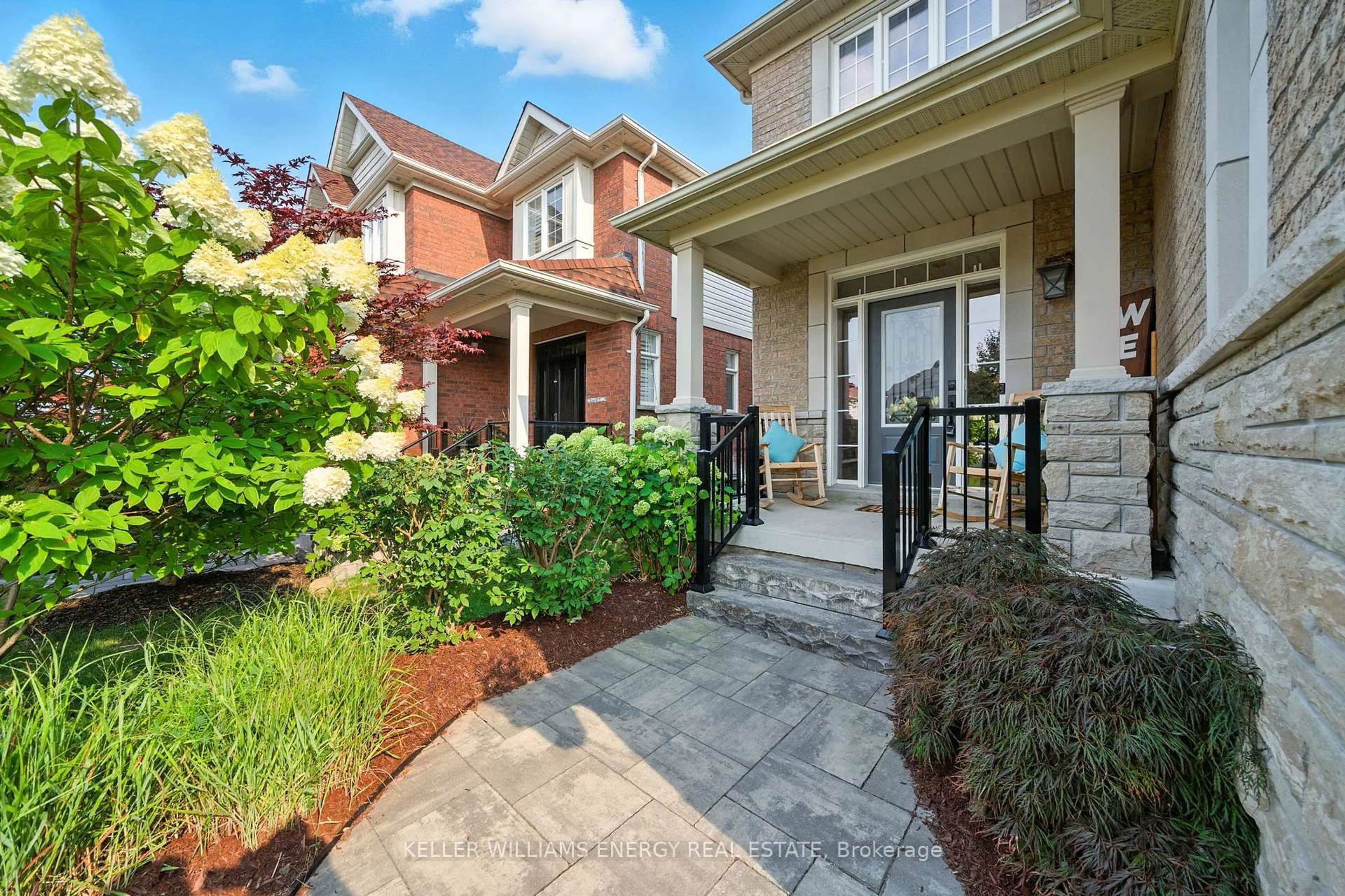 Home with brick exterior material, street for 107 Hockley Ave, Clarington Ontario L1C 0G4