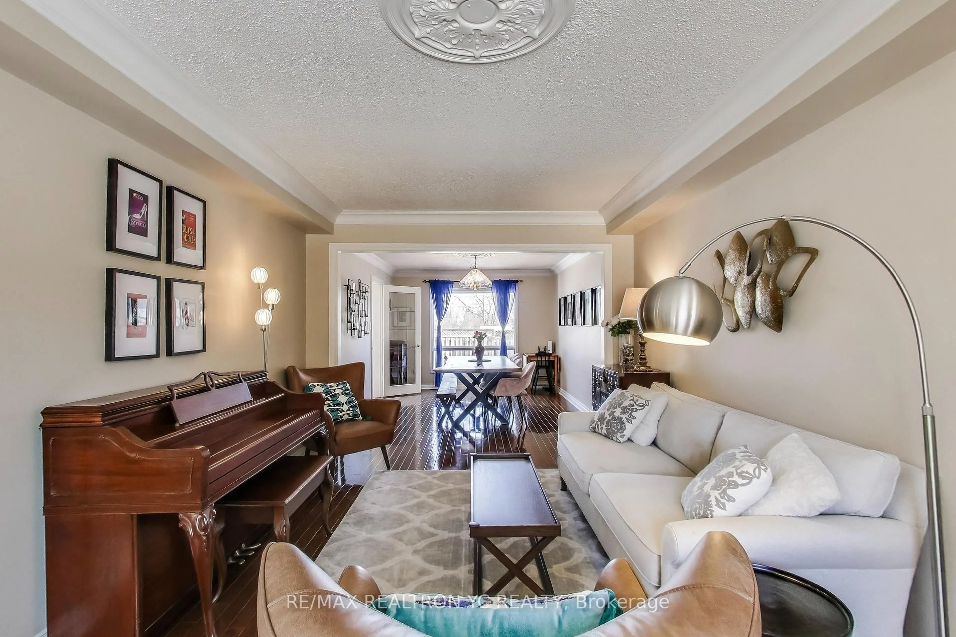 Living room with furniture, unknown for 896 Darwin Dr, Pickering Ontario L1X 2P8