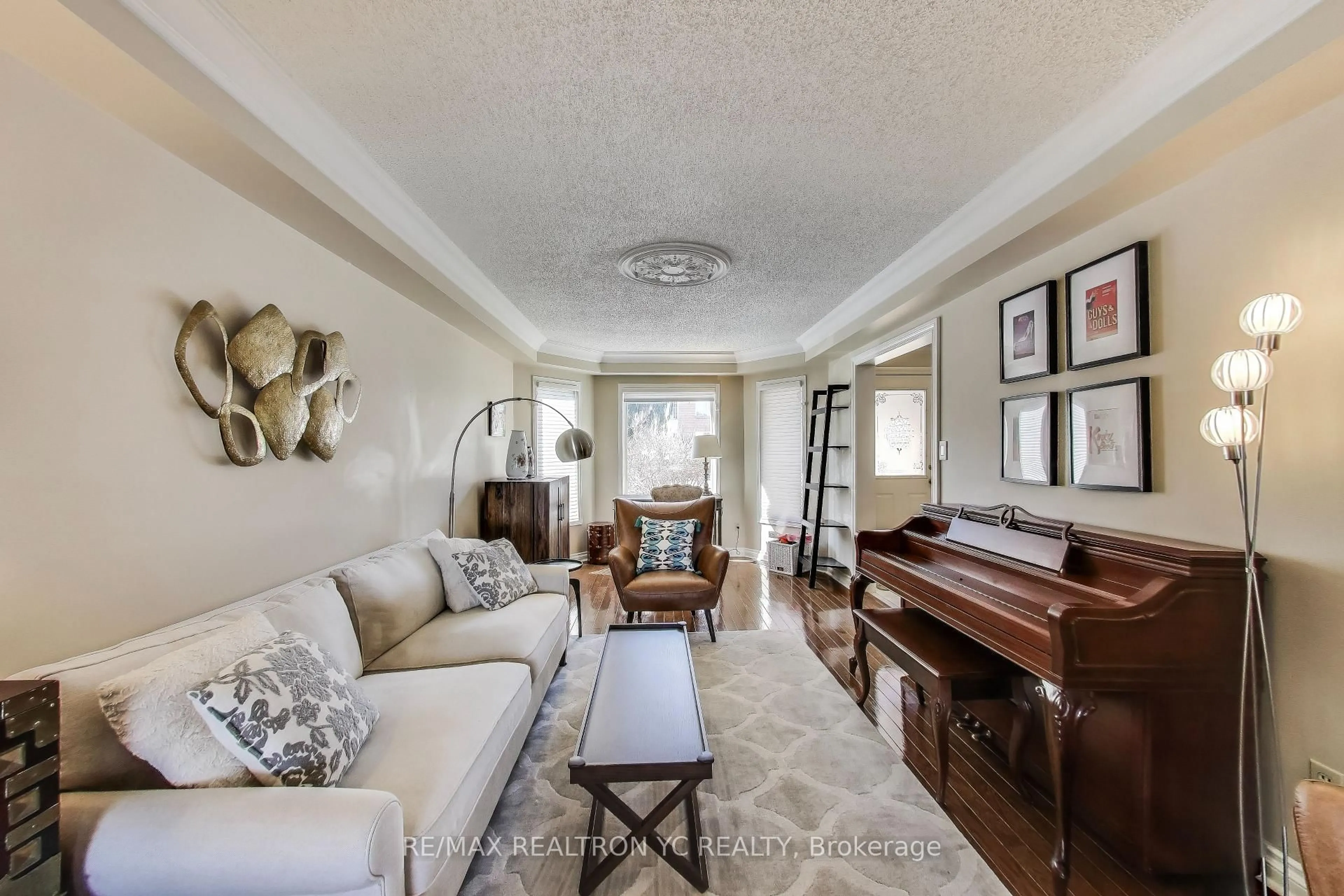 Living room with furniture, unknown for 896 Darwin Dr, Pickering Ontario L1X 2P8