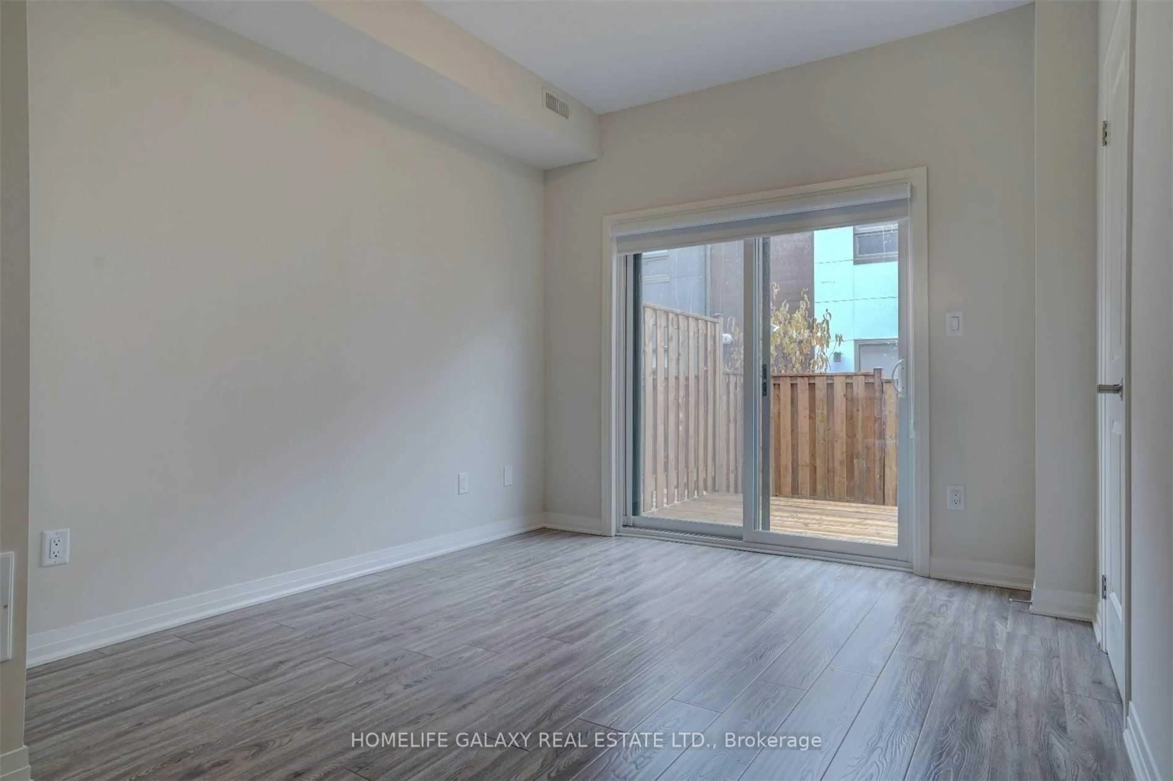 A pic of a room for 1653 Pleasure Valley Path, Oshawa Ontario L1G 0E3