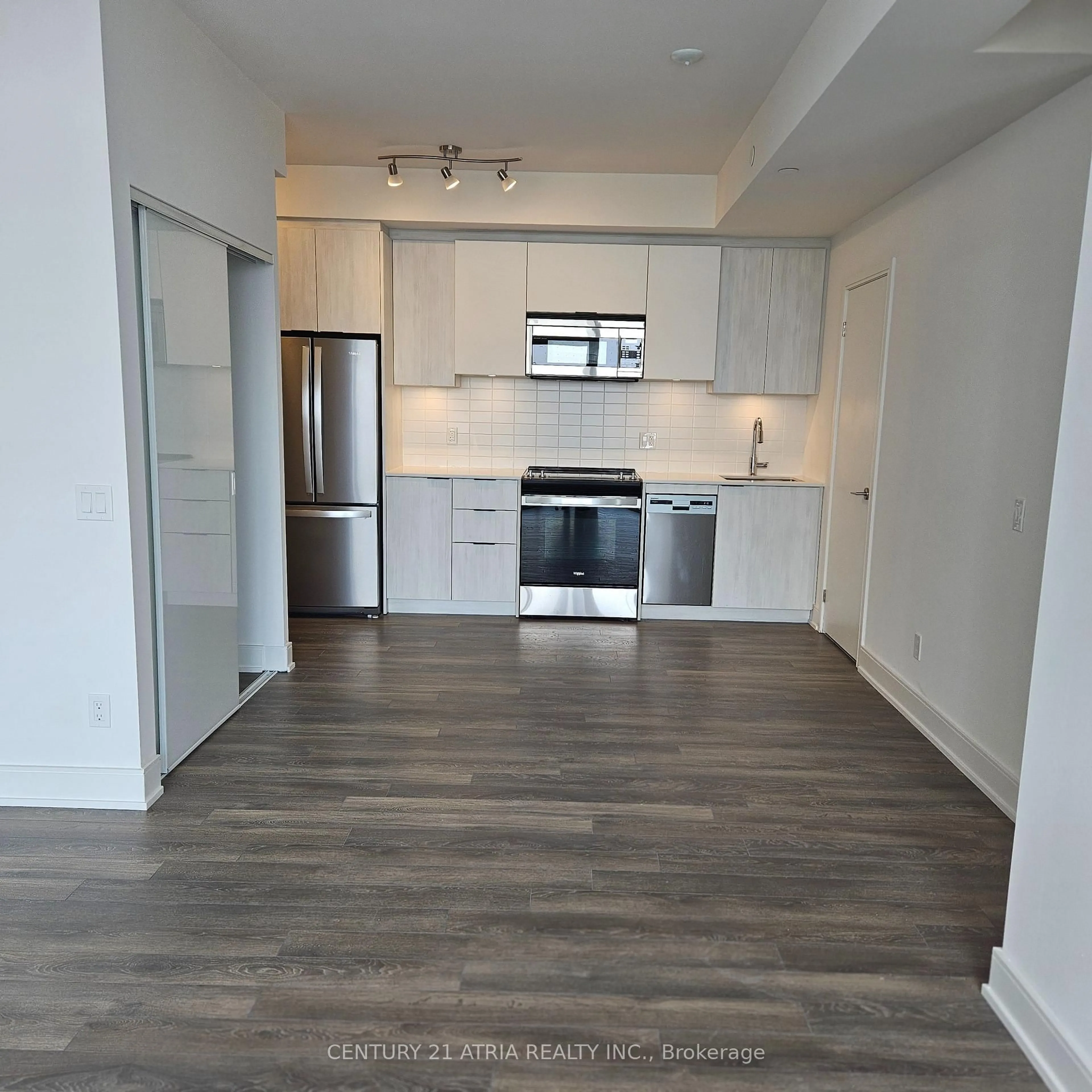 Open concept kitchen, unknown for 1350 Ellesmere Rd #513, Toronto Ontario M1P 2X9