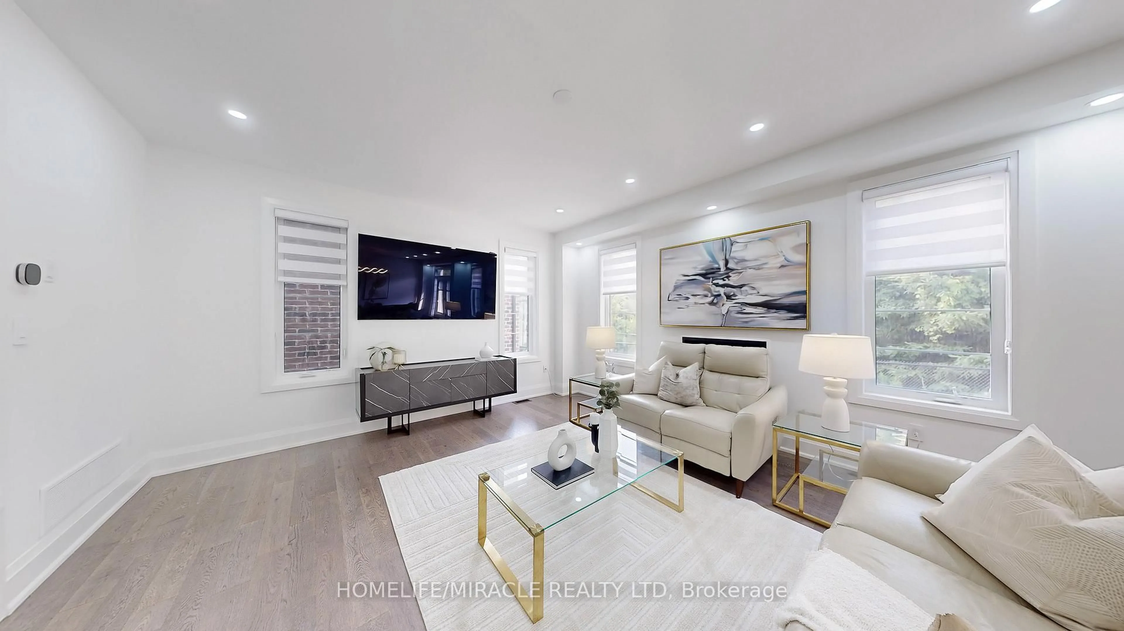 Living room with furniture, unknown for 2849 Foxden Sq, Pickering Ontario L1X 0N9