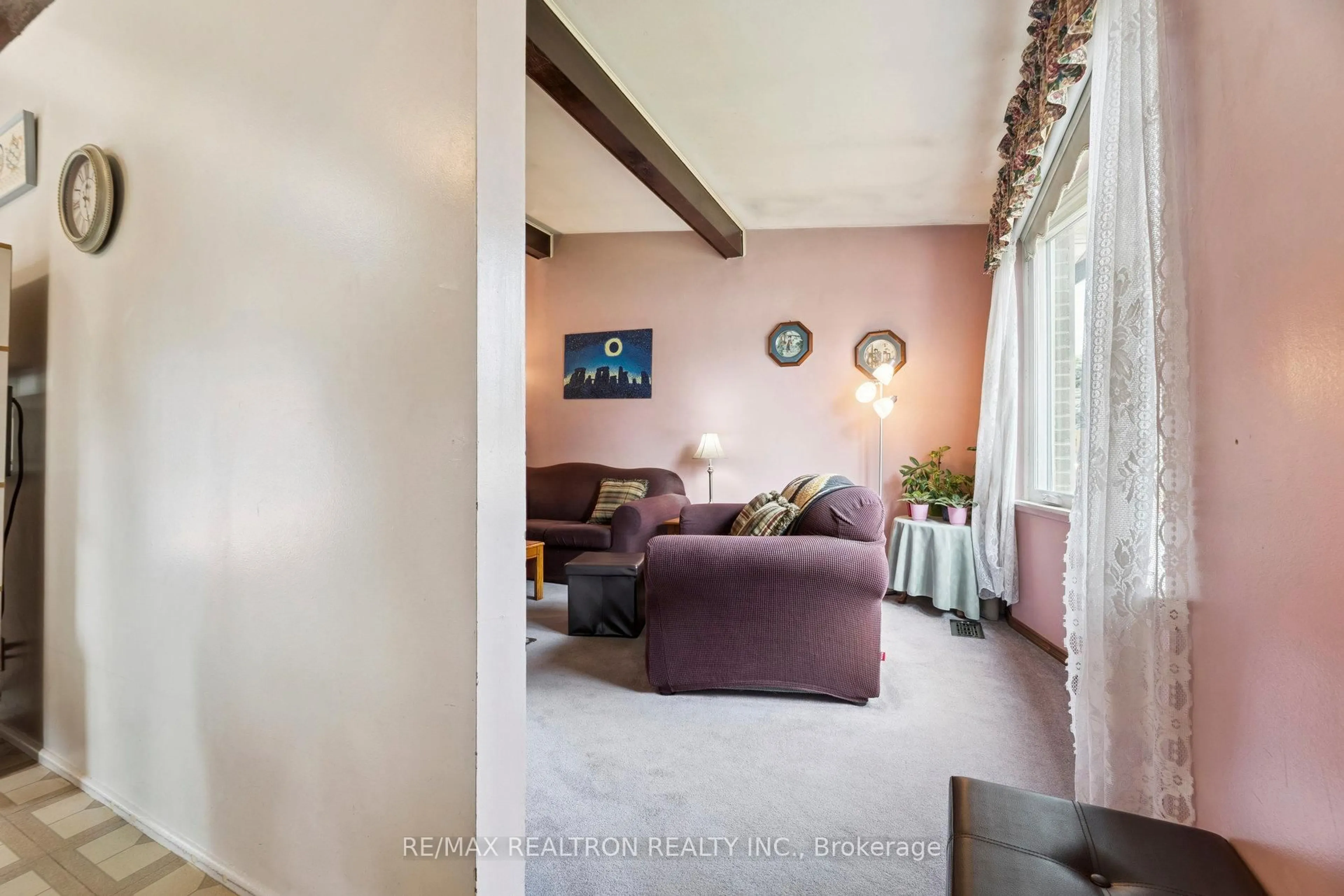 Living room with furniture, unknown for 726 Lublin Ave, Pickering Ontario L1W 1Z2