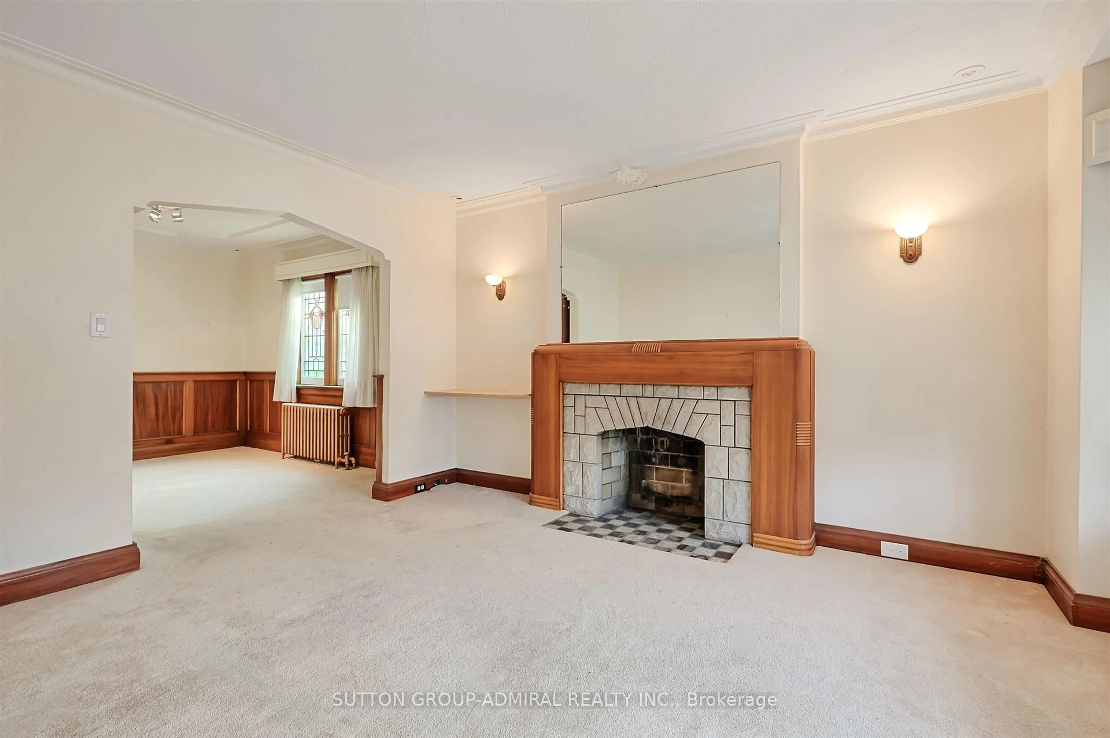 Unknown for 239 Floyd Ave, Toronto Ontario M4J 2J2
