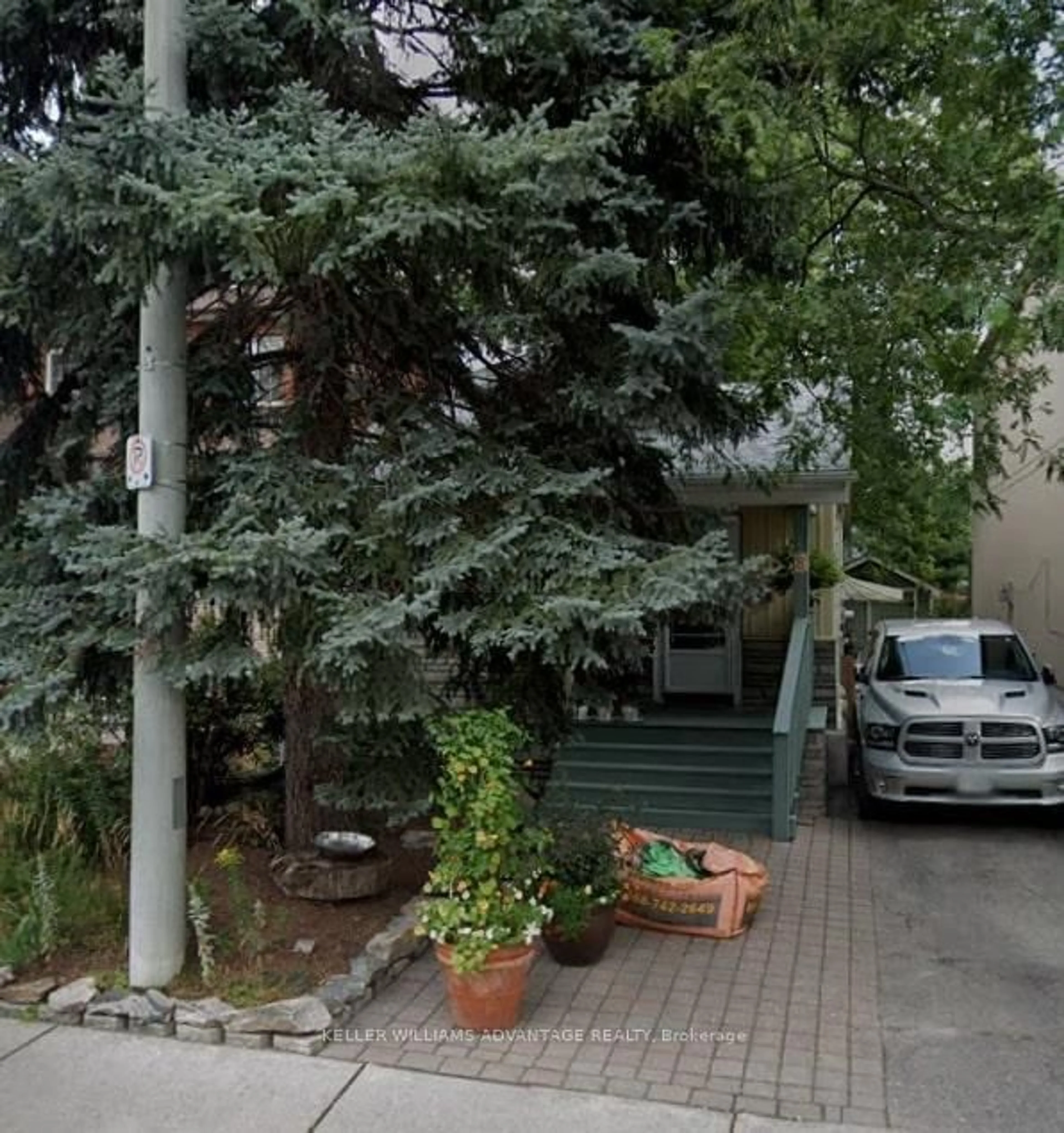 Unknown for 5 Knight St, Toronto Ontario M4C 3K8