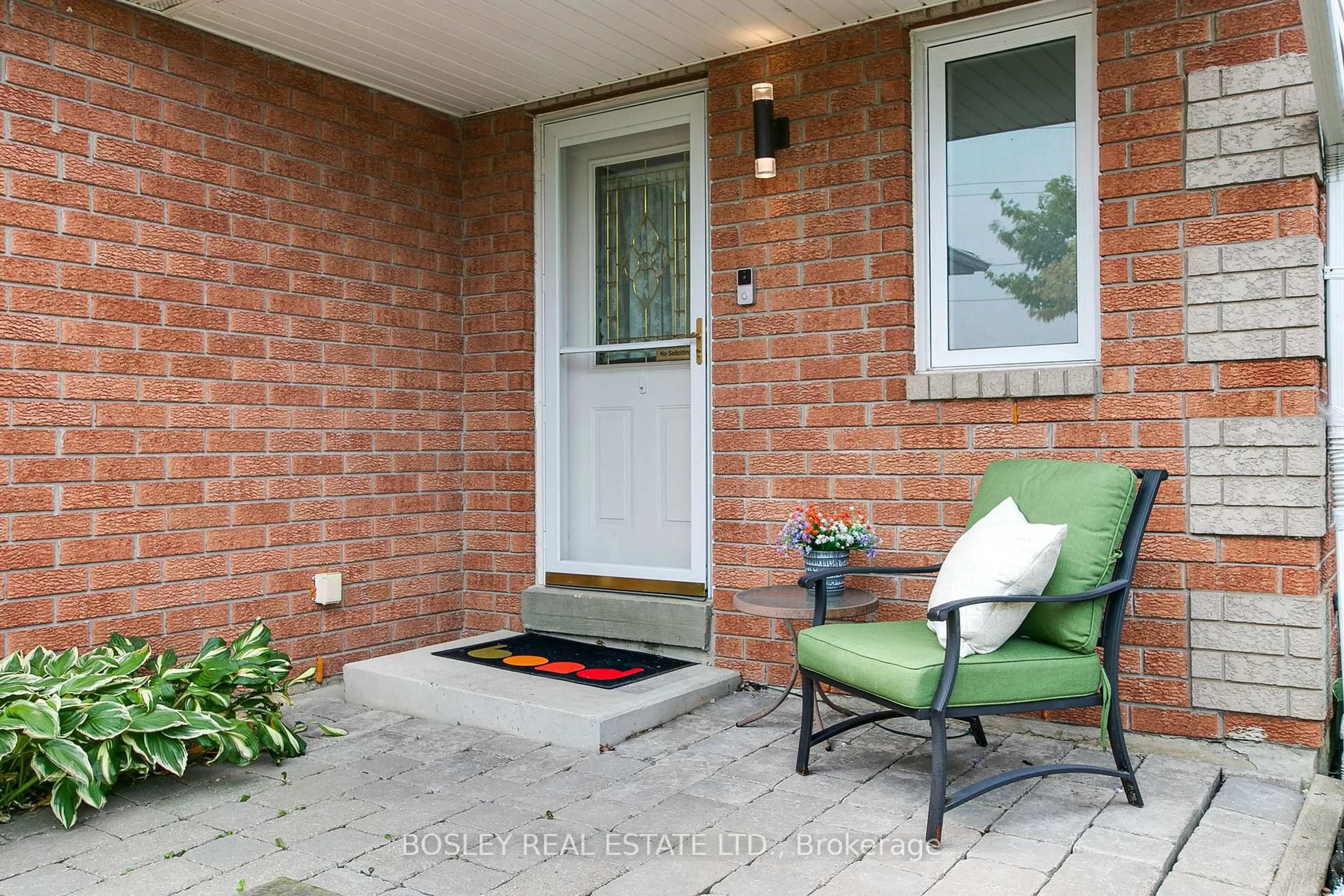 Unknown for 44 Hooper Sq, Clarington Ontario L1C 4X8