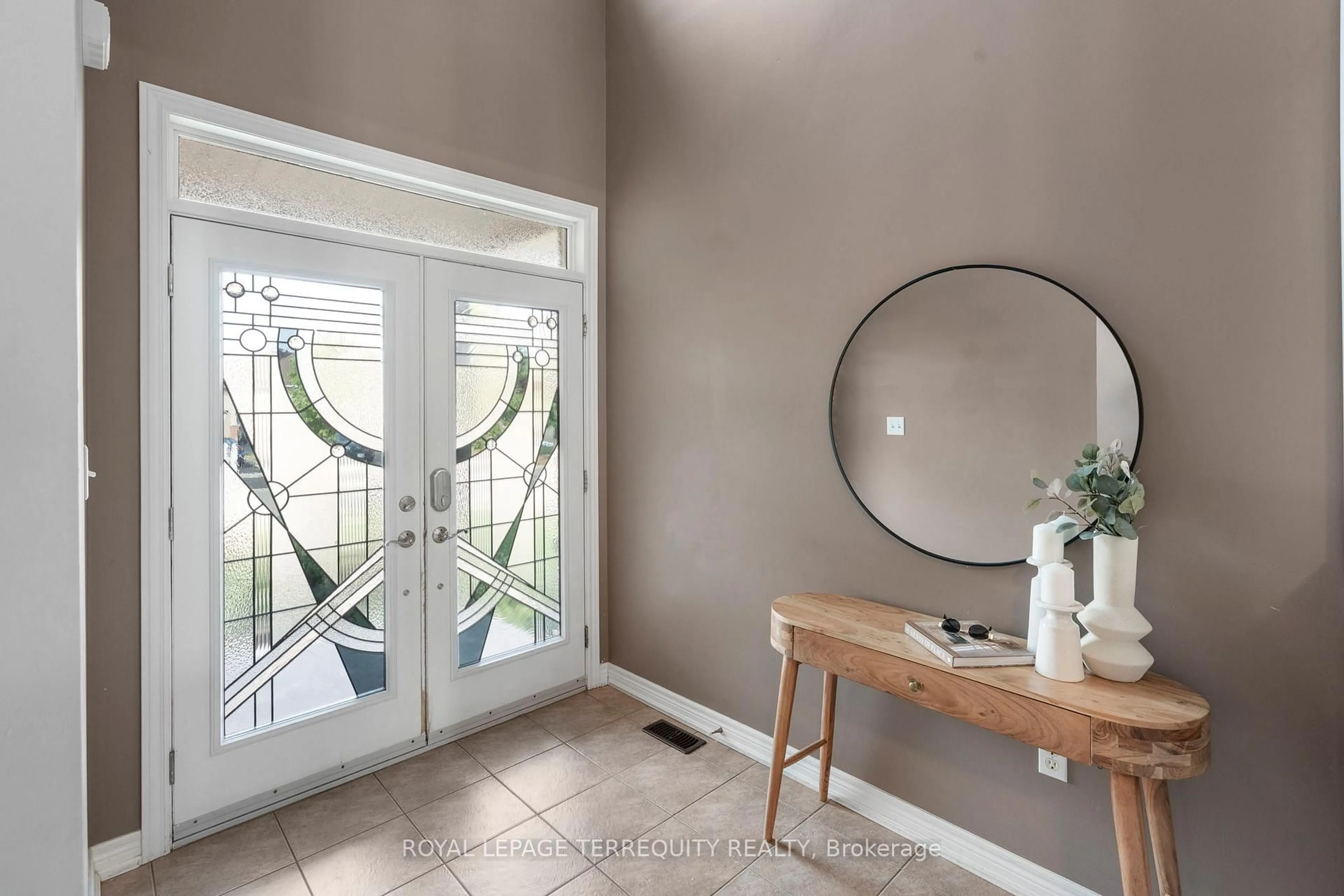 Indoor entryway for 24 Alfred Shrubb Lane, Clarington Ontario L1C 0B2