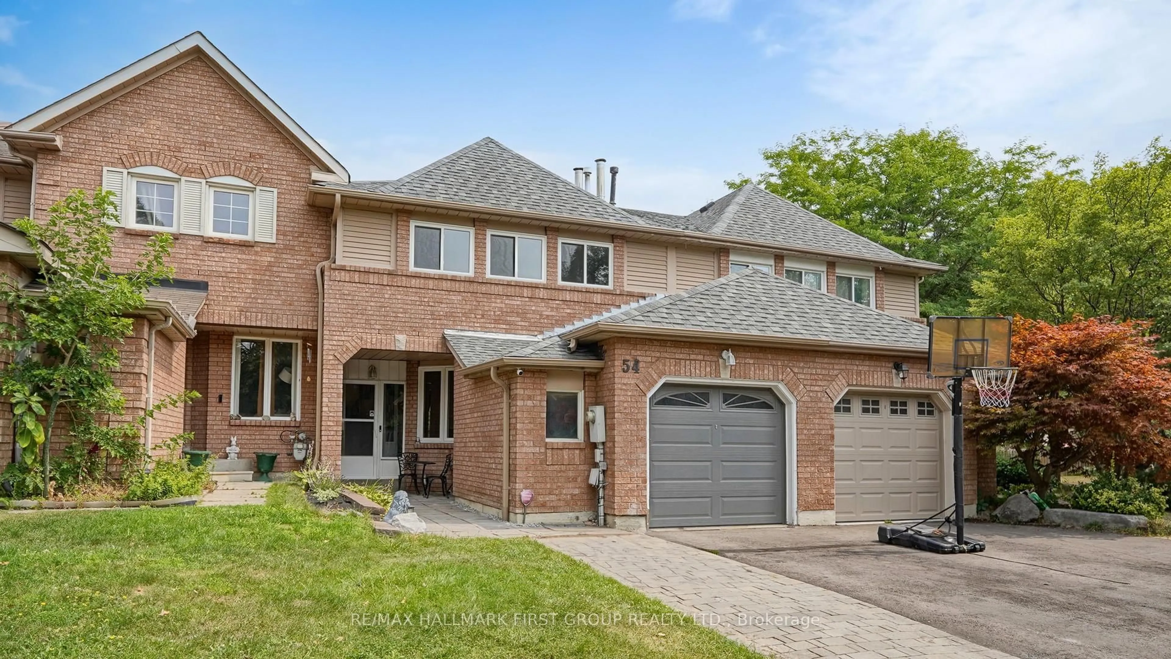 Home with brick exterior material, street for 54 Davies Cres, Whitby Ontario L1N 8X5