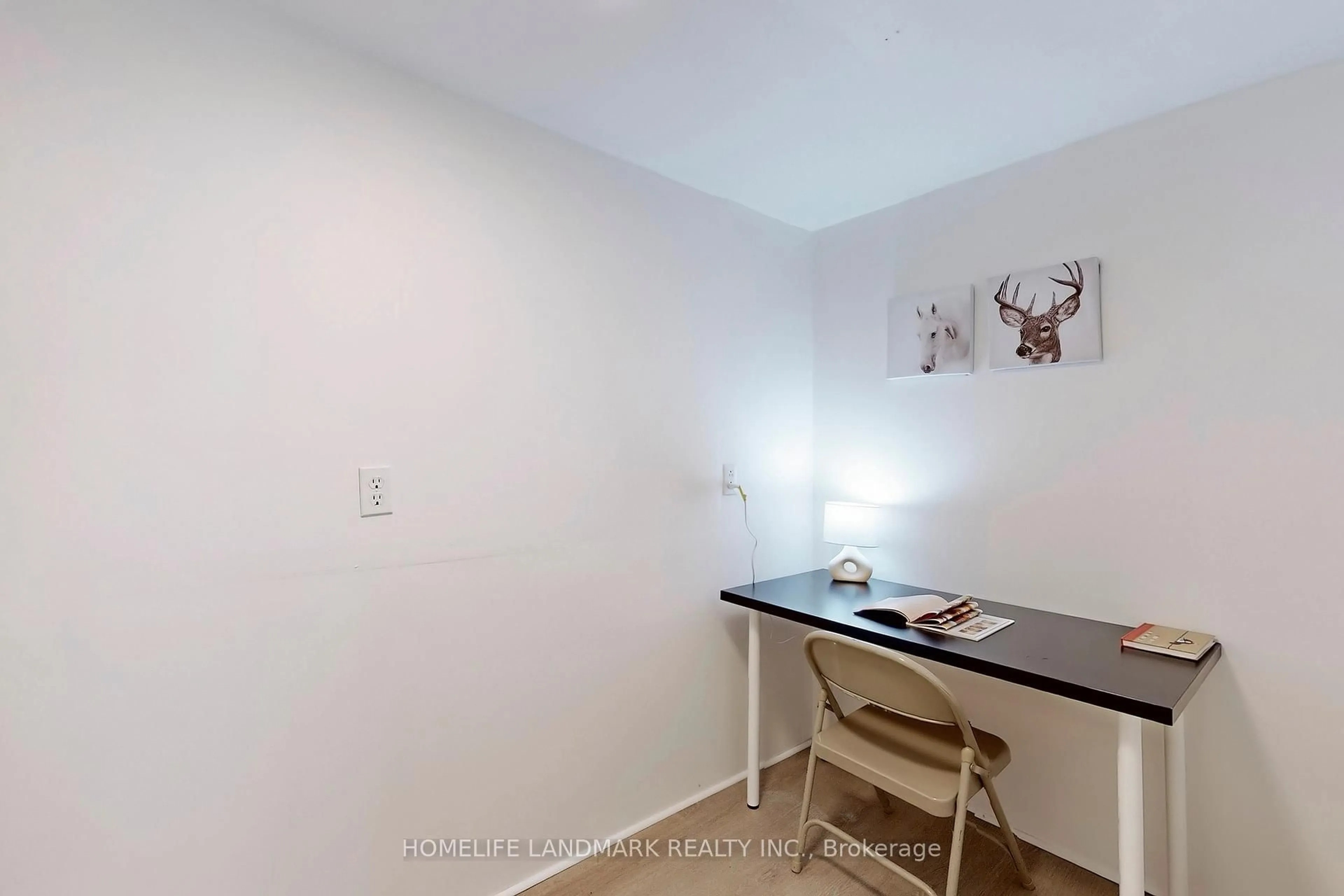 A pic of a room for 120 Ravenscroft Rd, Ajax Ontario L1T 1Y2
