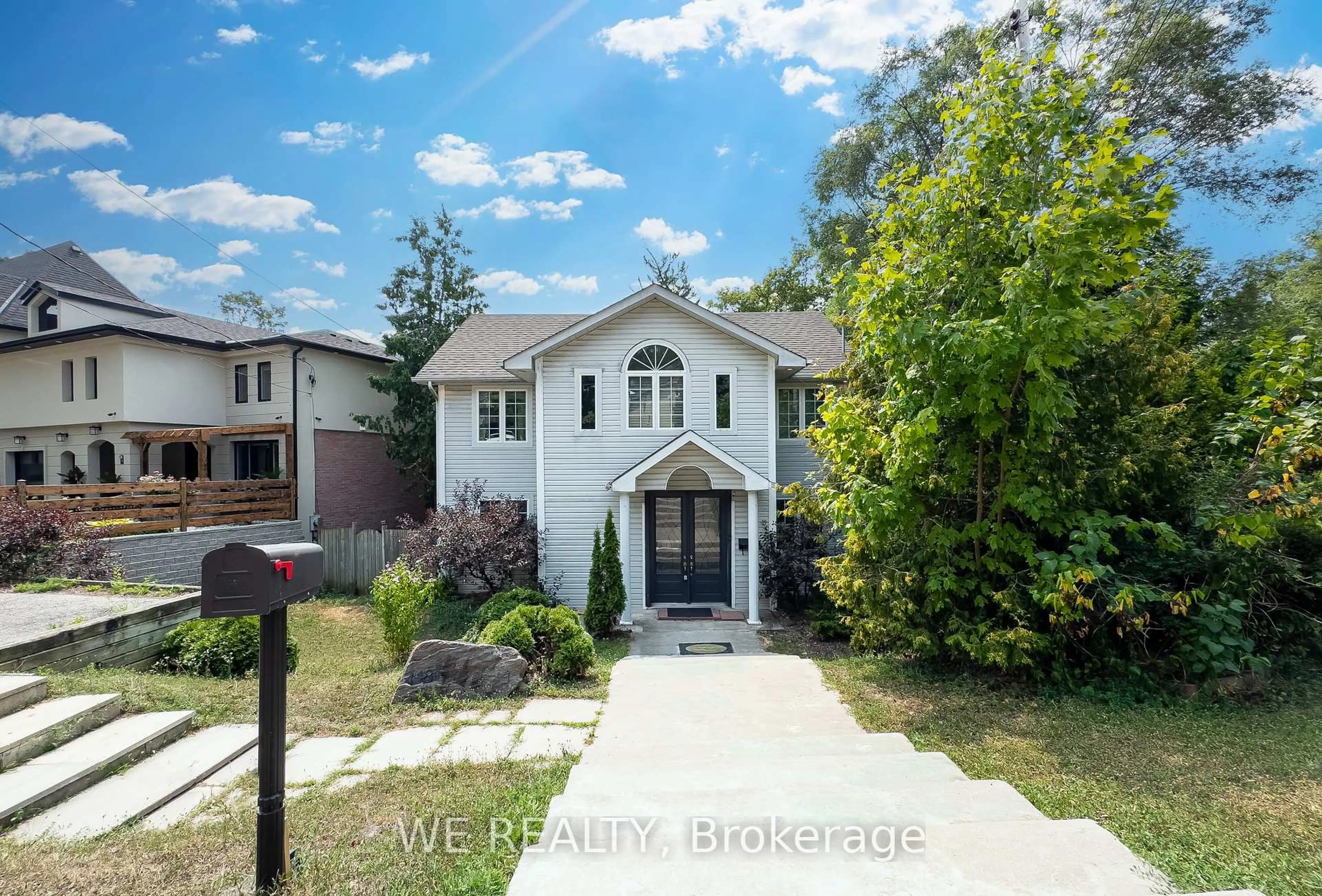 A pic from outside/outdoor area/front of a property/back of a property/a pic from drone, street for 1484 Old Forest Rd, Pickering Ontario L1V 1N9