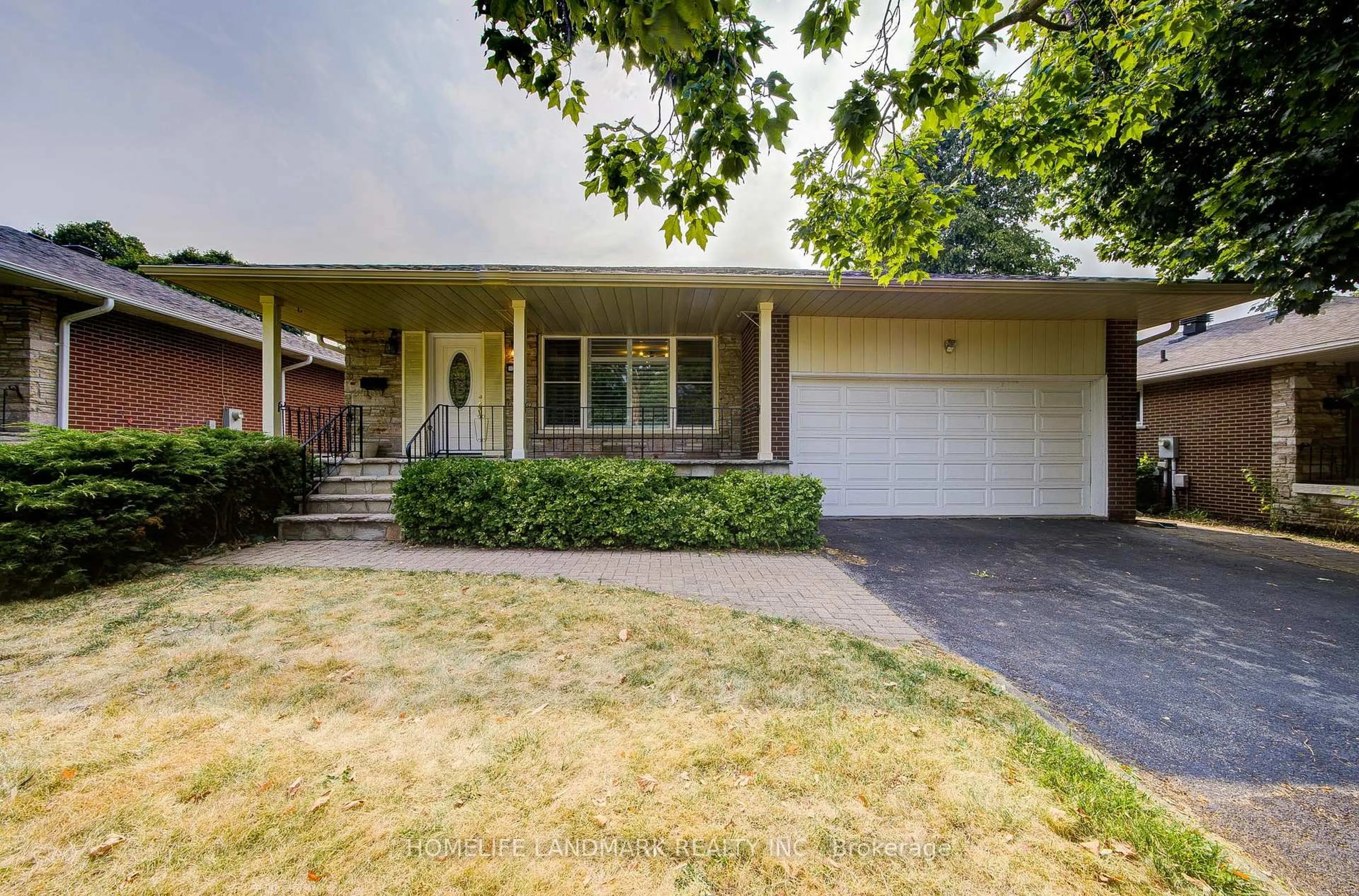Home with vinyl exterior material, street for 34 Kenmanor Blvd, Toronto Ontario M1W 1R7