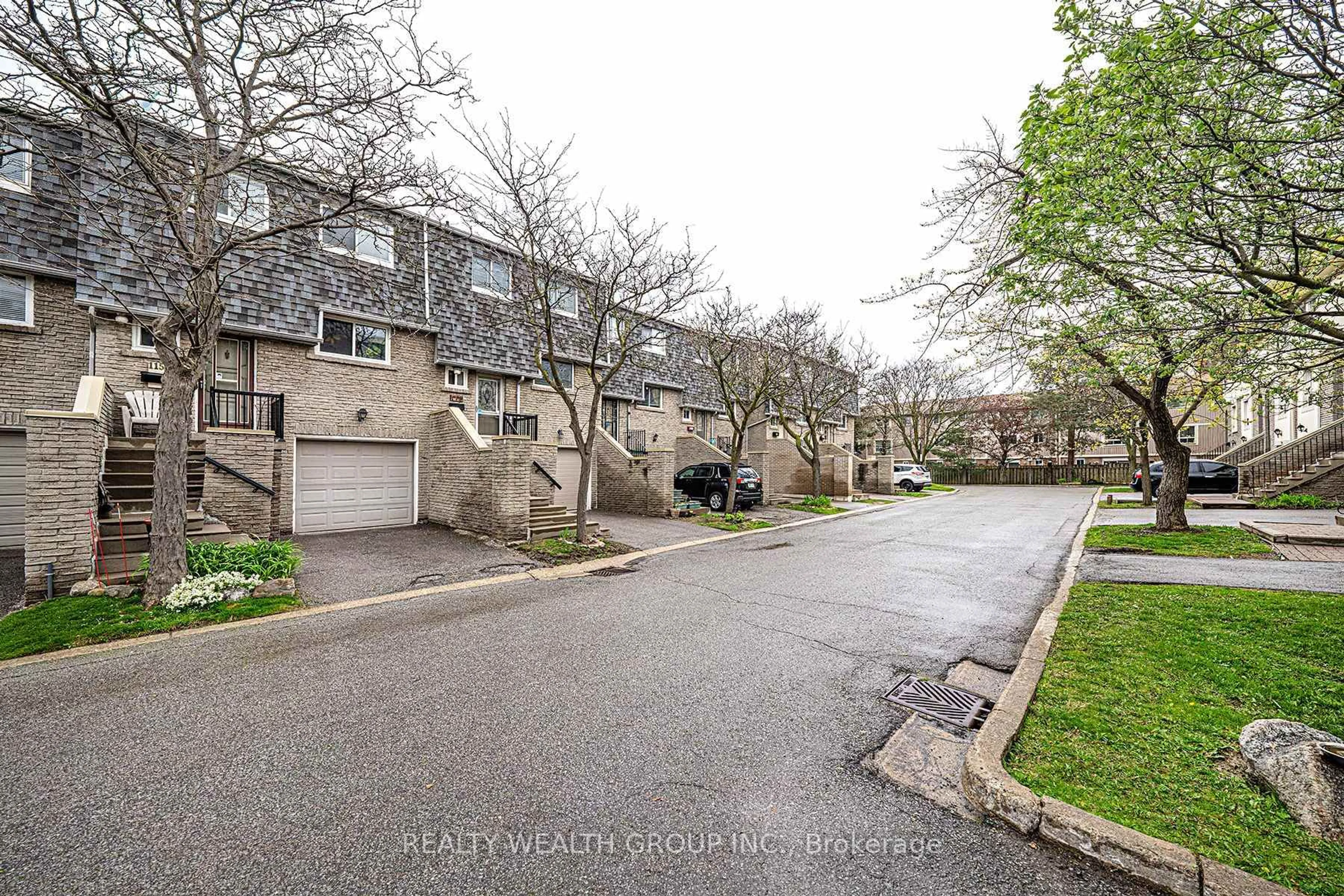 A pic from outside/outdoor area/front of a property/back of a property/a pic from drone, street for 1280 Bridletowne Circ #113, Toronto Ontario M1W 2V4