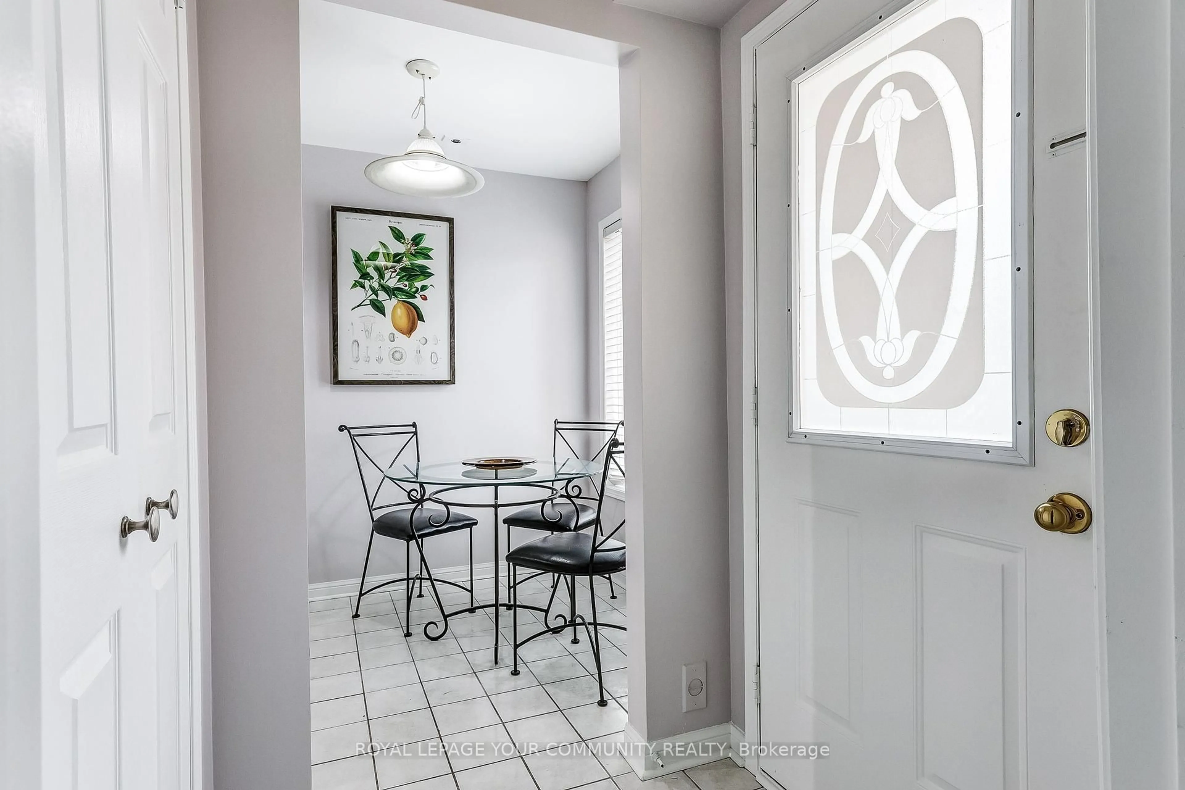 Dining room, ceramic/tile floor for 23 Mondeo Dr, Toronto Ontario M1P 5B6