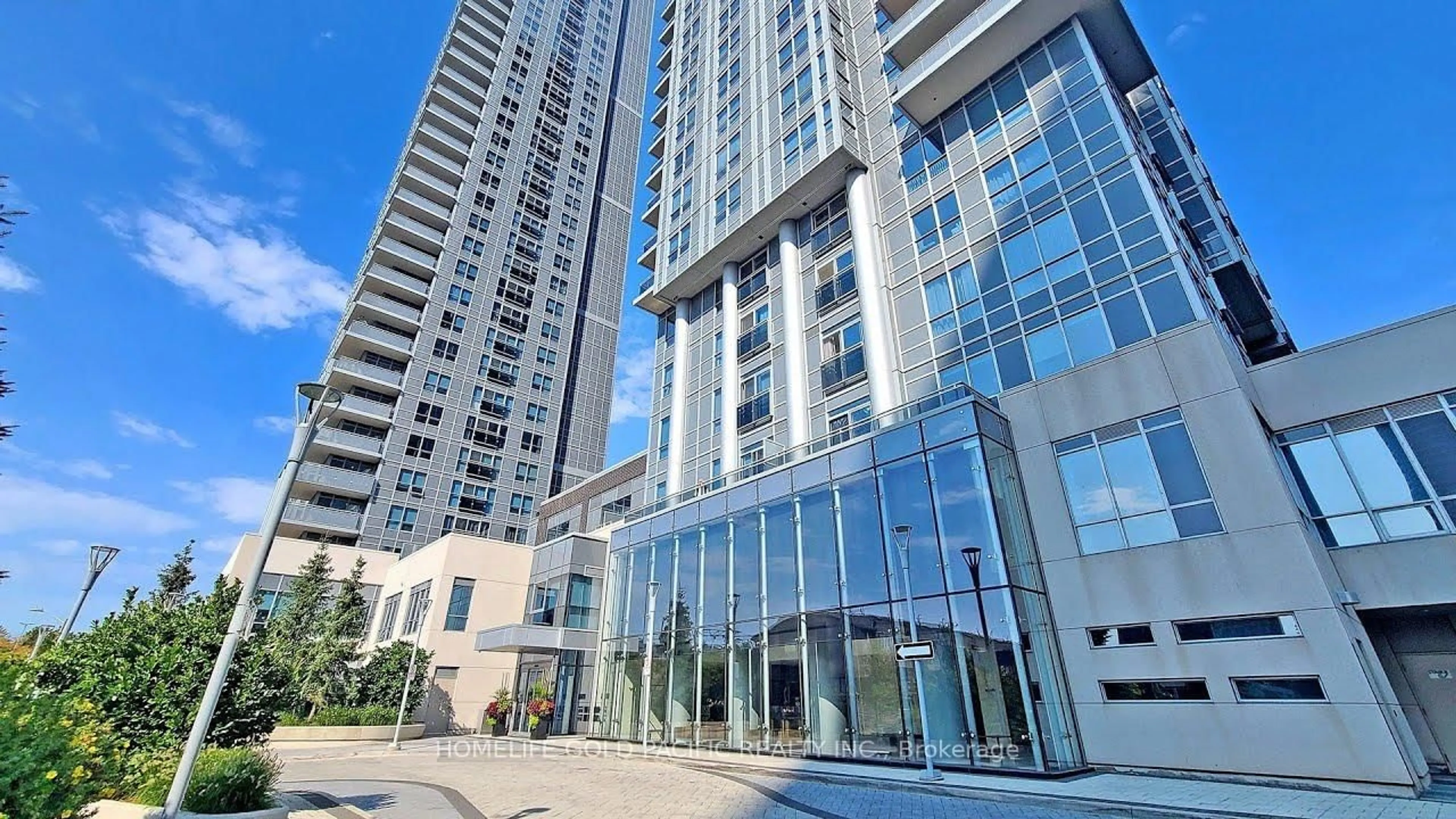 Indoor foyer for 275 Village Green Sq #3423, Toronto Ontario M1S 0L8