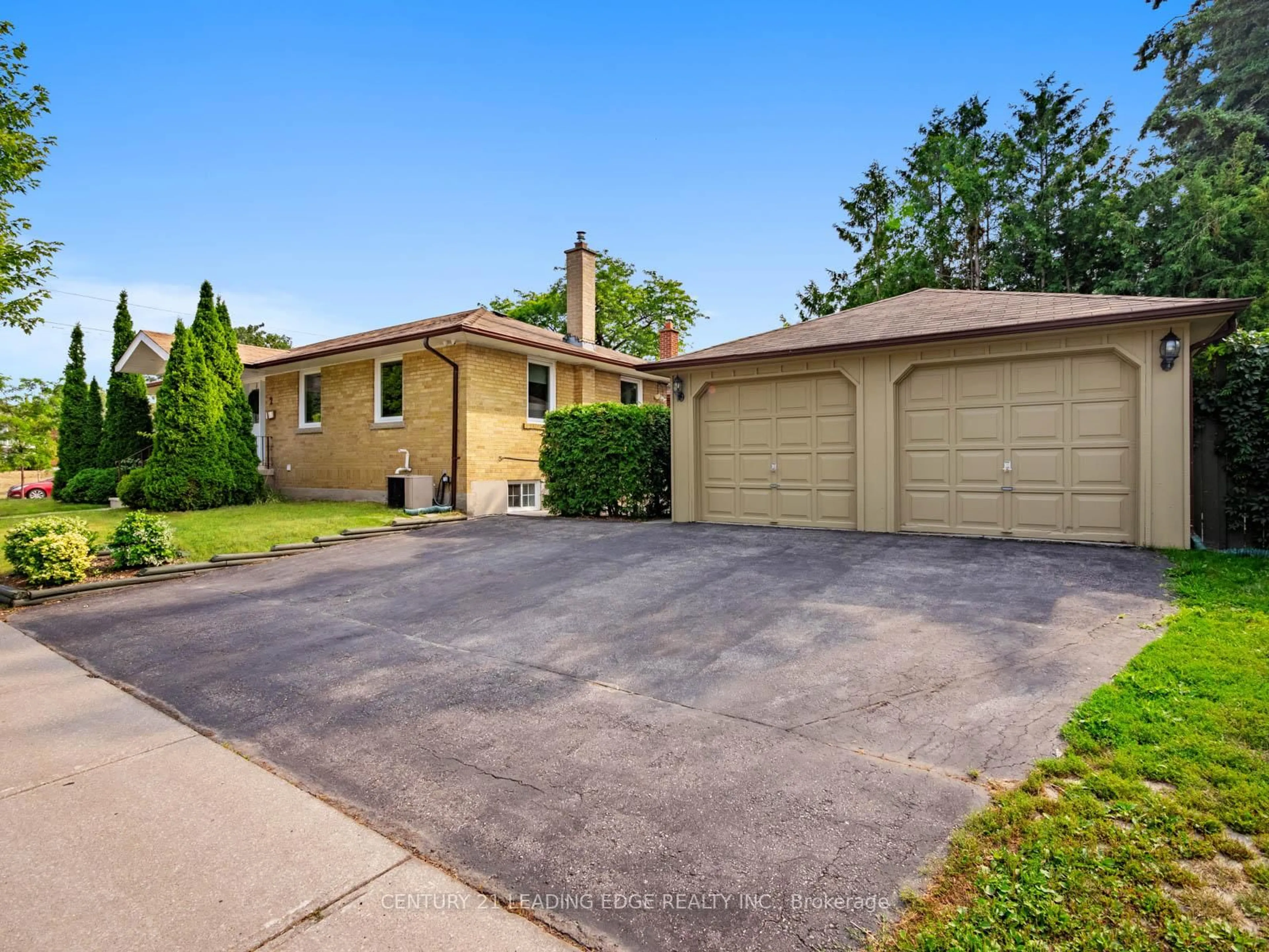 Unknown for 2 Daventry Rd, Toronto Ontario M1H 2B6
