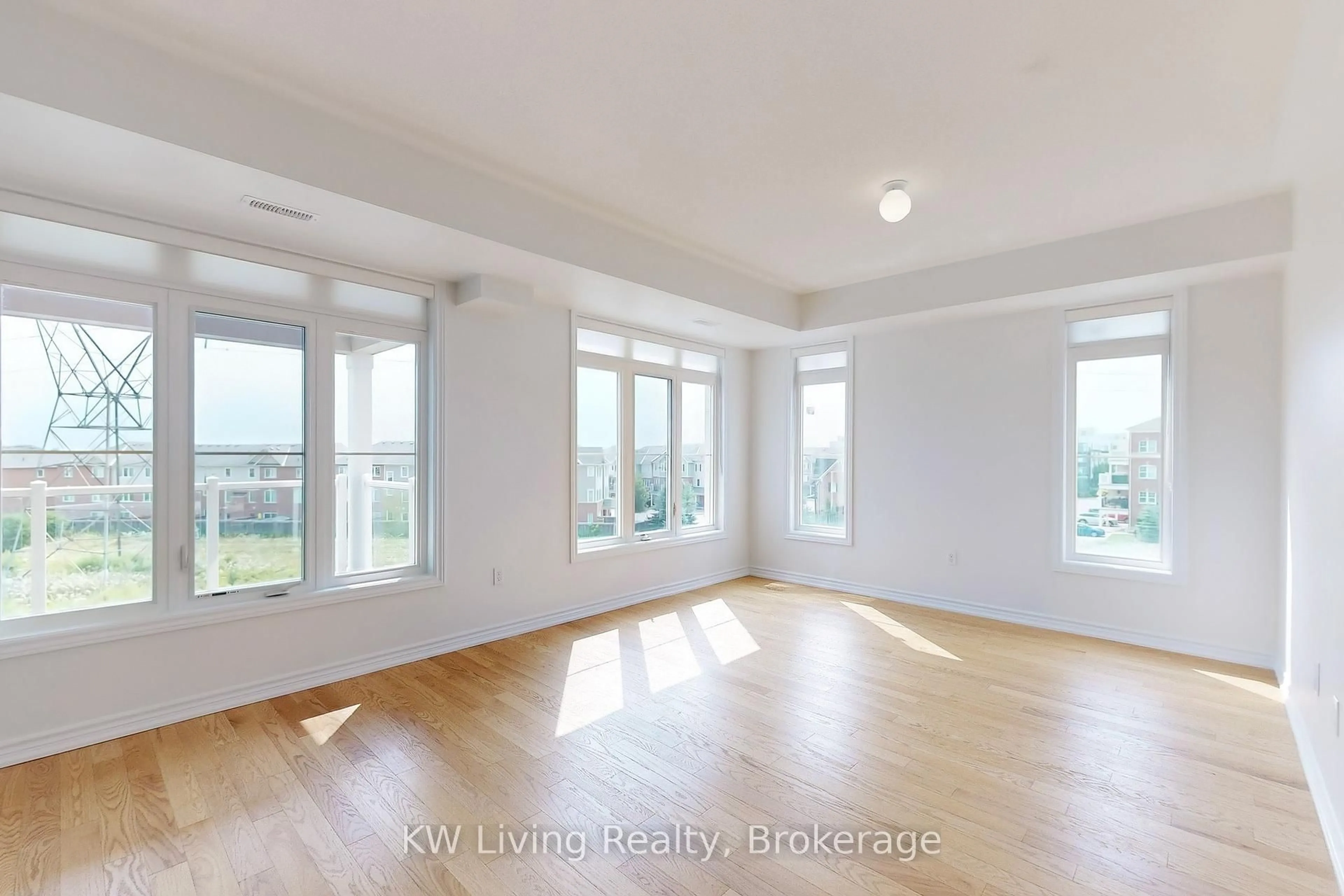 A pic of a room for 2540 William Jackson Dr #102, Pickering Ontario L1X 0E4