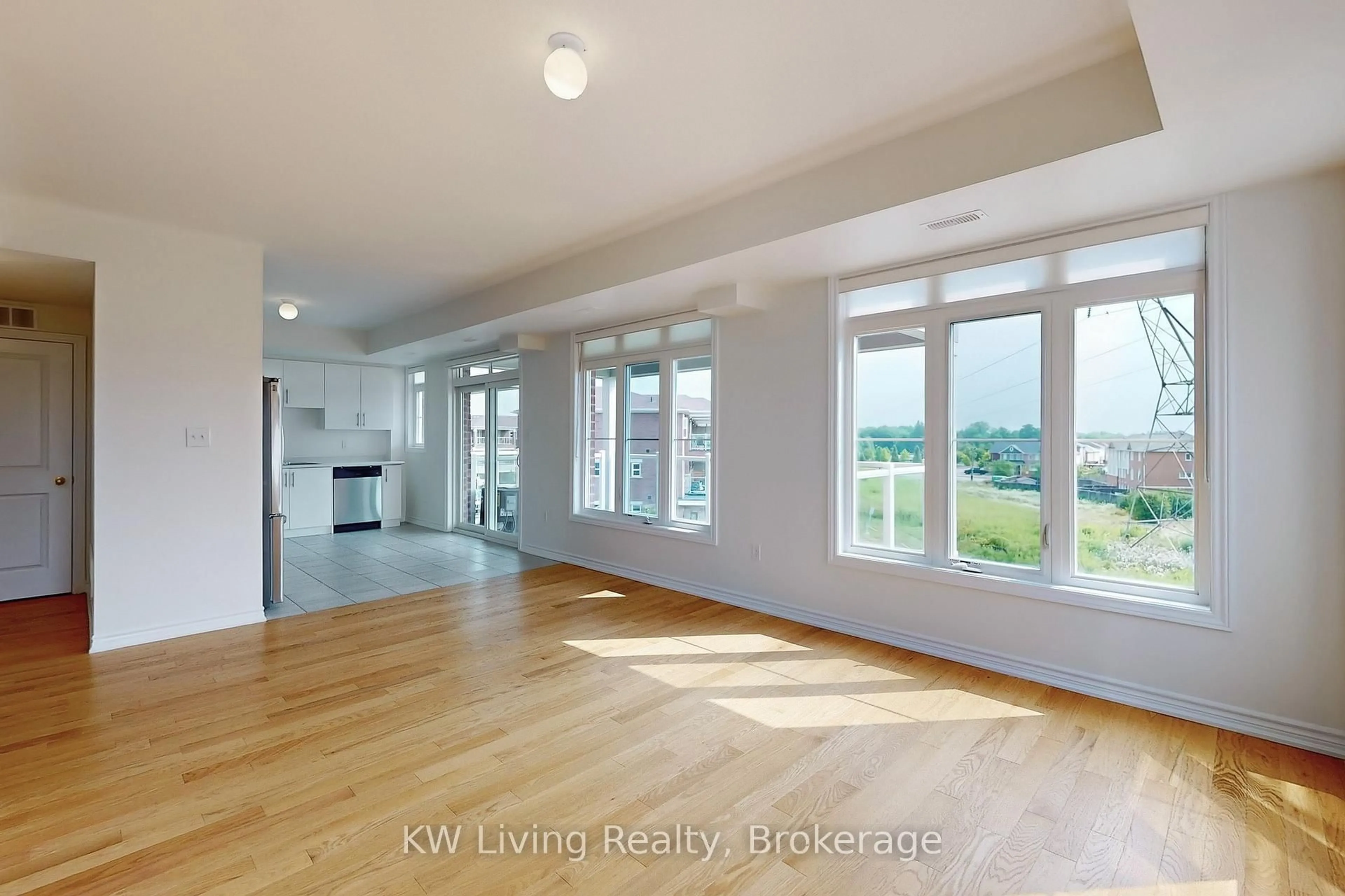 Unknown for 2540 William Jackson Dr #102, Pickering Ontario L1X 0E4