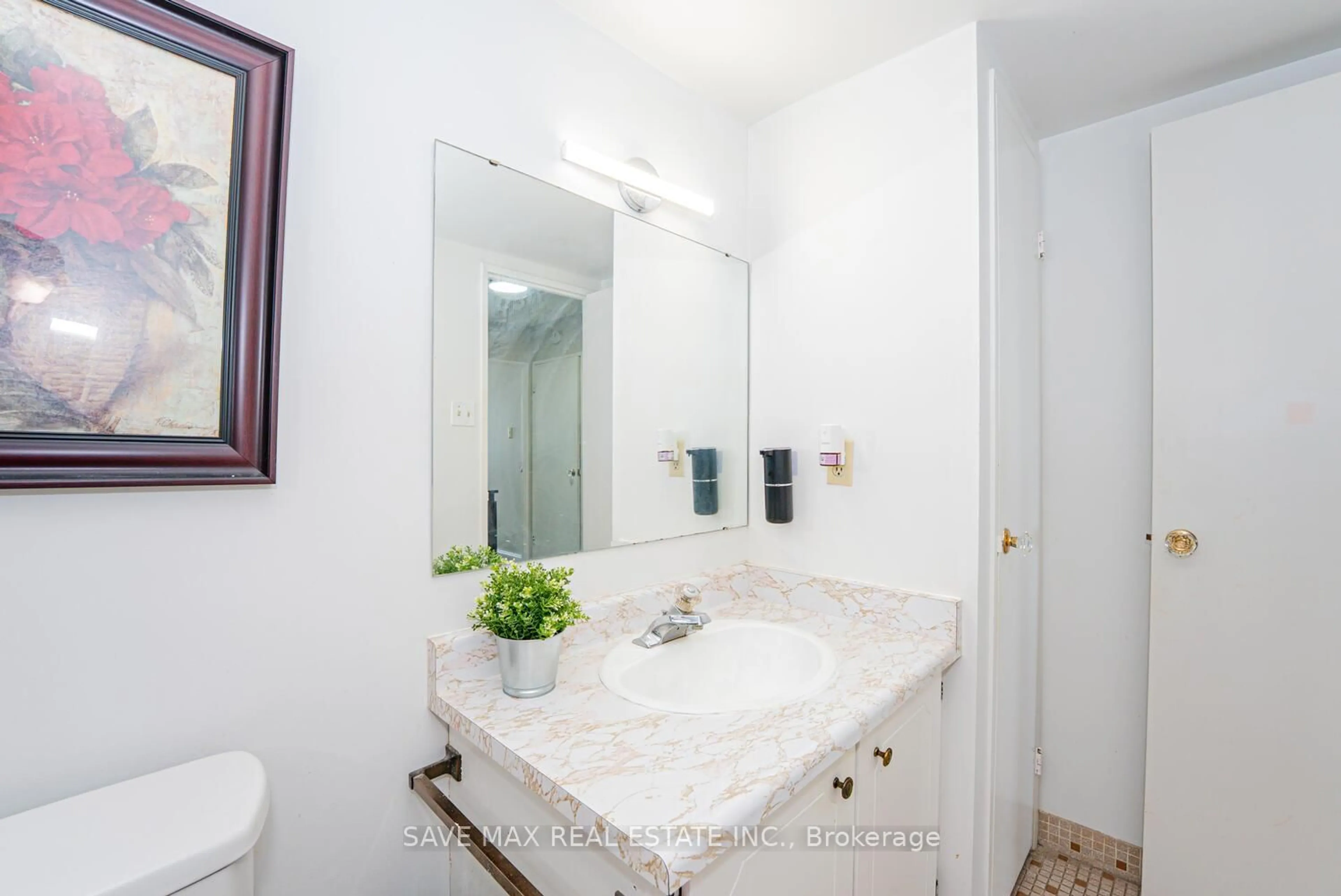 Standard bathroom, ceramic/tile floor for 44 Falby Crt #1203, Ajax Ontario L1S 3L1