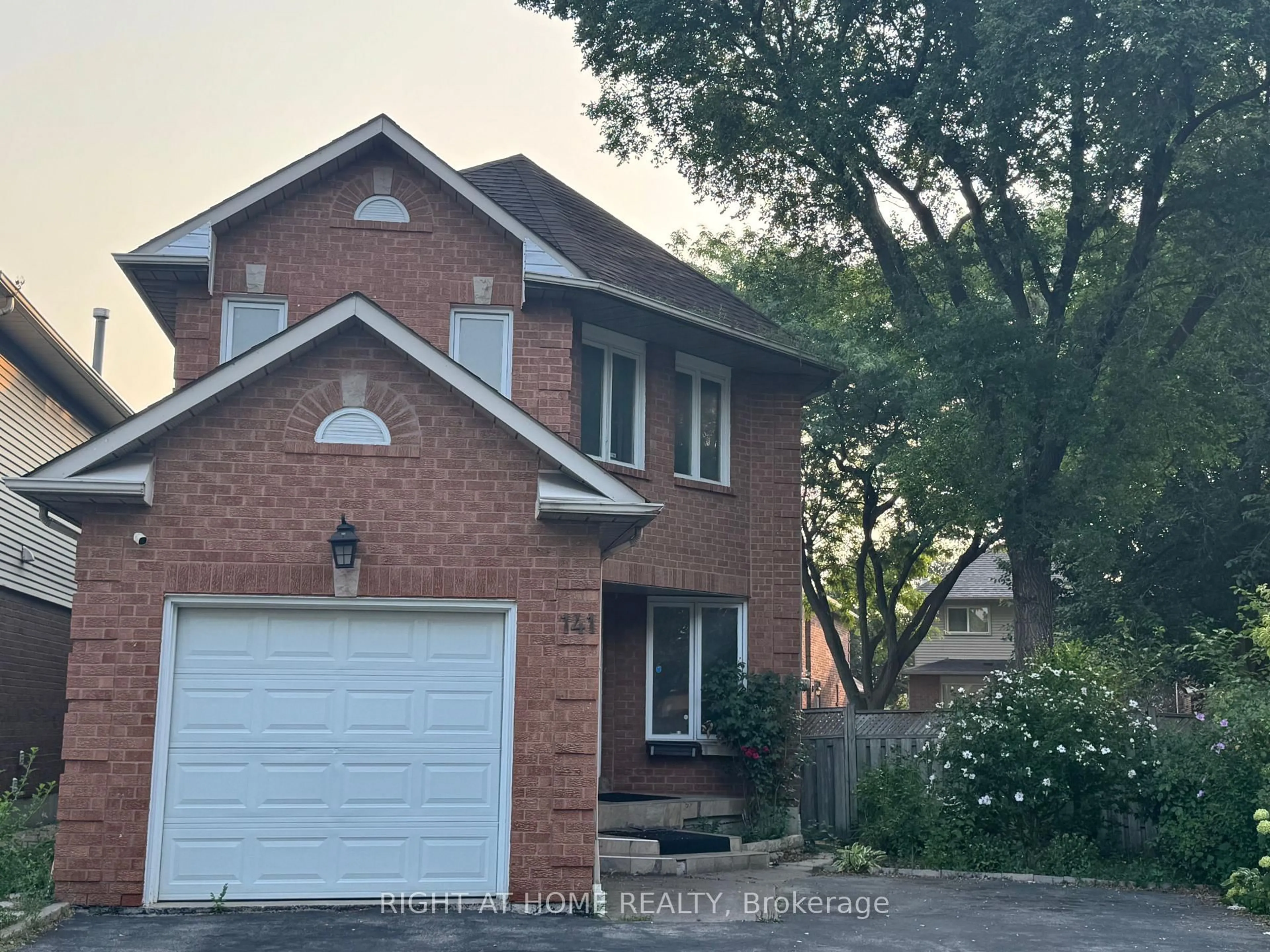 Home with brick exterior material, street for 141 Sandown Ave, Toronto Ontario M1N 3W6